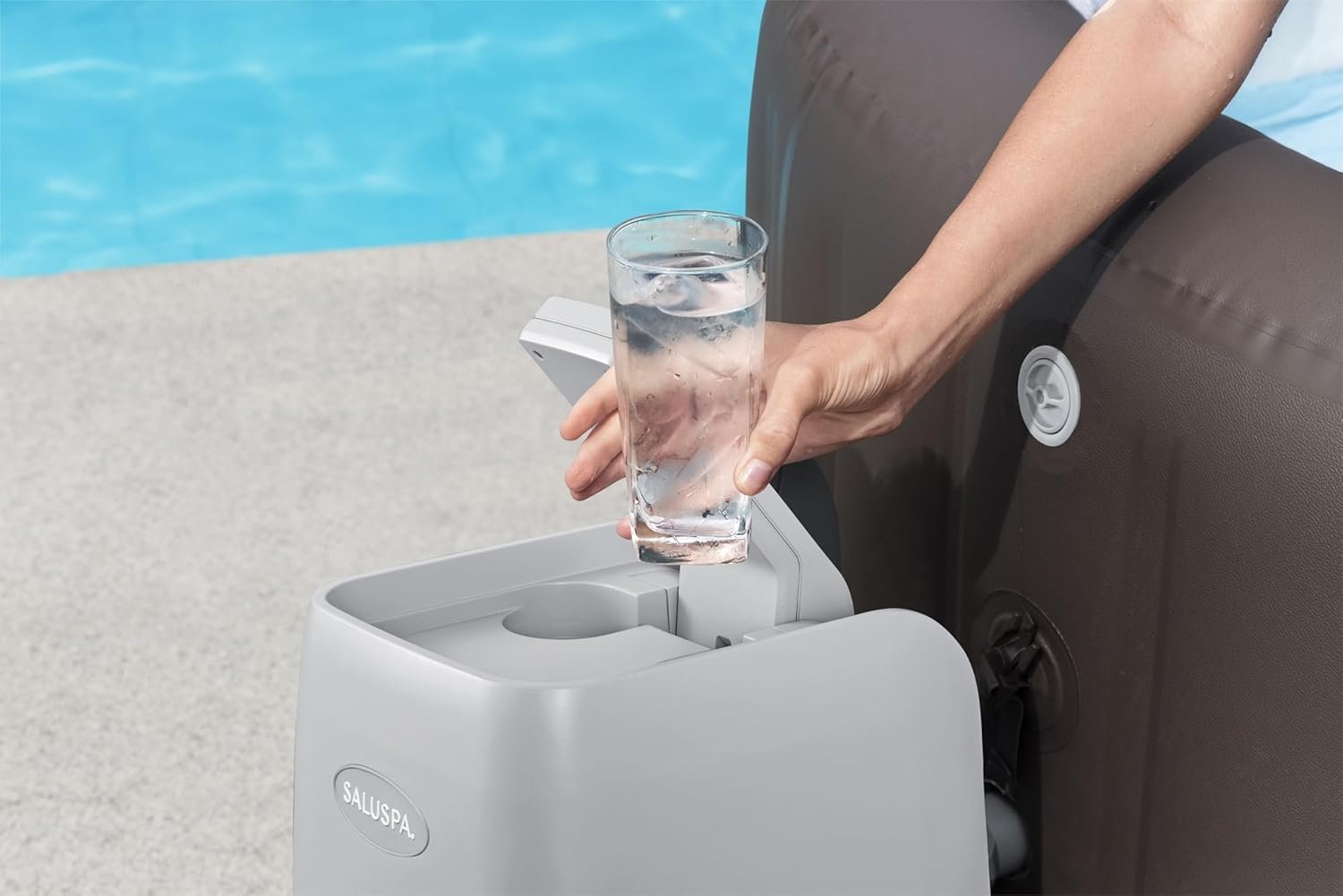 Bestway SaluSpa Miami EnergySense AirJet Inflatable Hot Tub Spa (71��� x 26���) | Portable Hot Tub with 2 Covers (1 Energy-Efficient Thermal Cover and 1 Standard Cover) | Fits Up to 2-4 Persons | Black