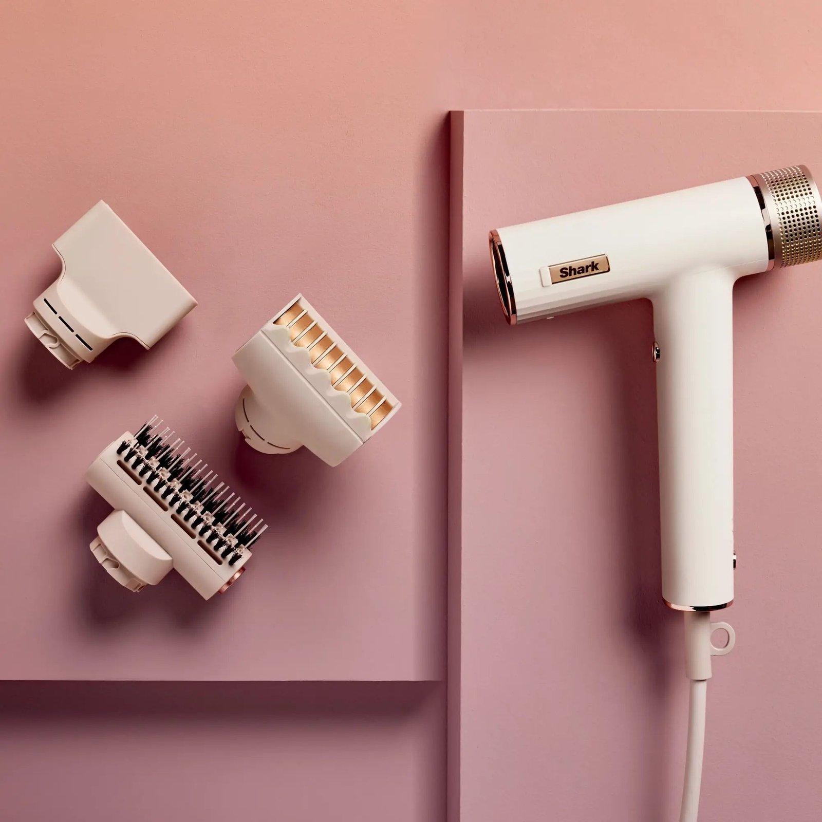 Shark SpeedStyle RapidGloss Finisher and High-Velocity Dryer Silk Straight Wavy