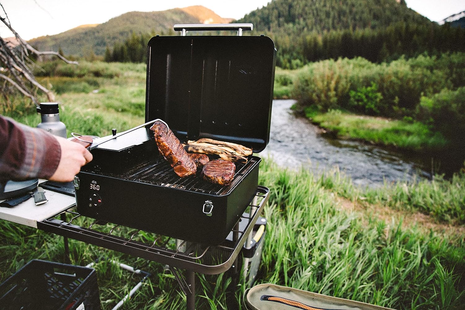 Portable Electric Tabletop Wood Pellet Grill and Smoker