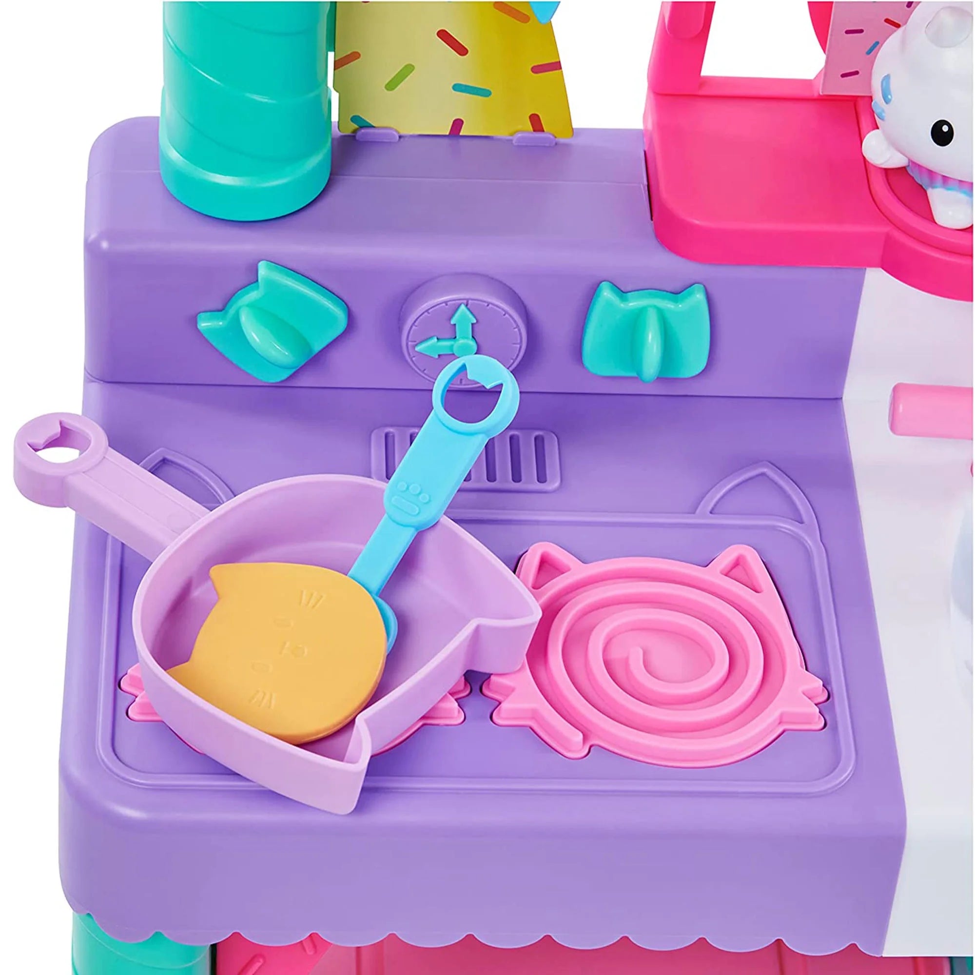 Dreamworks Gabby's Dollhouse Cakey Kitchen Play Set with Accessories
