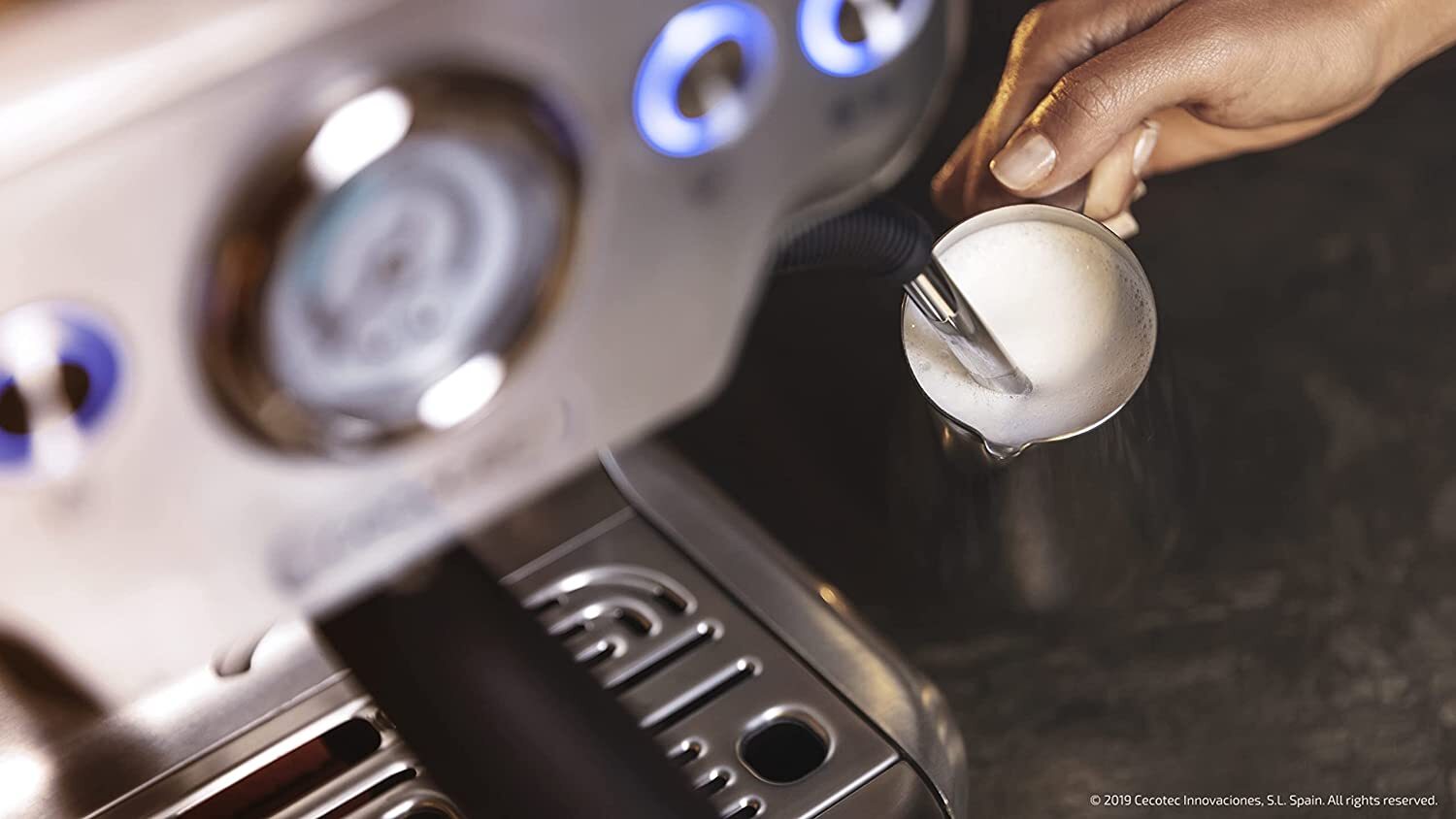 Barista Espresso Machine 2900W, 20-Bar Pressure, Dual Thermoblock, 2.7L Tank, Stainless Steel, Integrated Grinder & Steamer