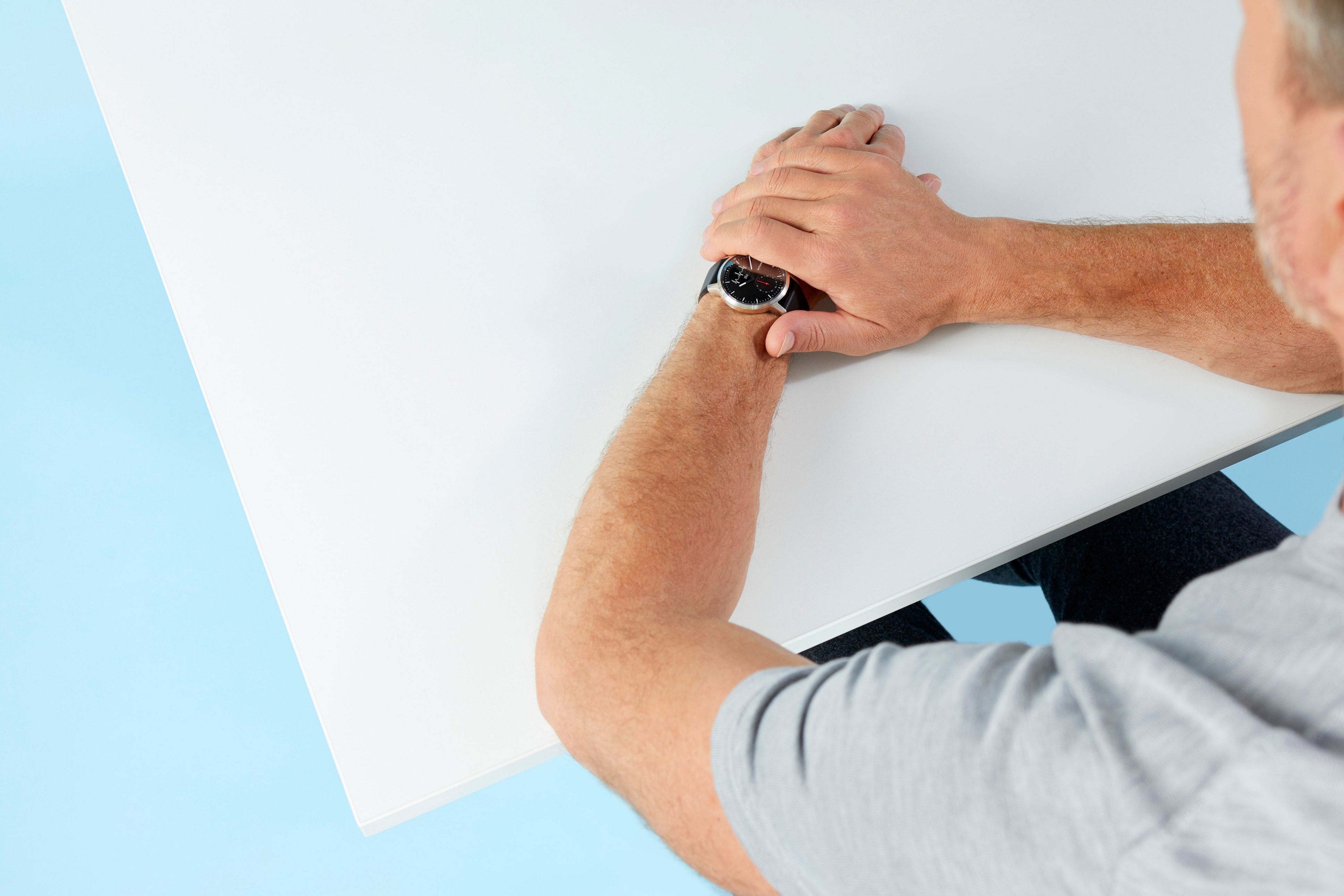 Withings SCANWATCH Hybrid Smartwatch 42mm Black  C ECG, Heart Rate & Oximeter Functions