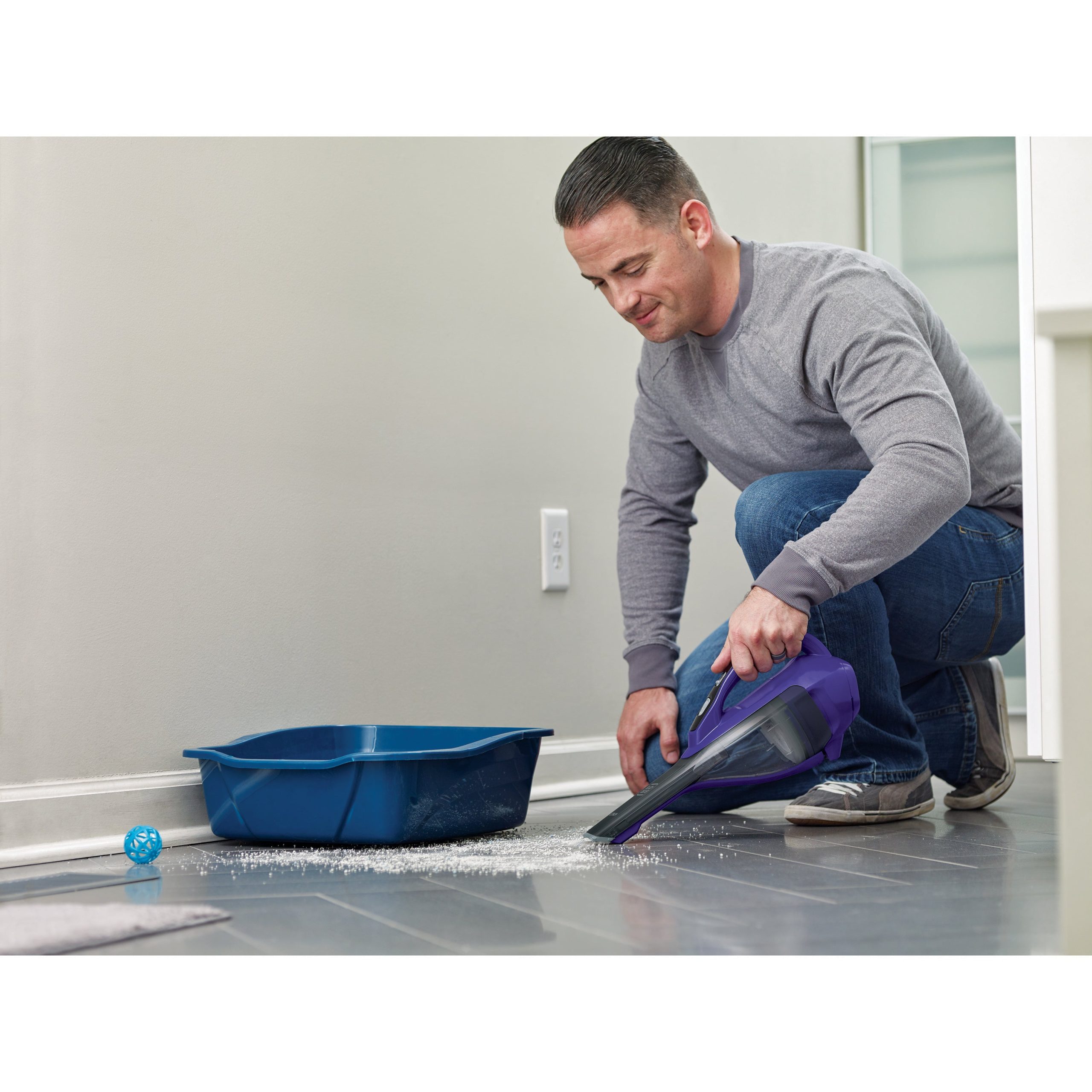 g BLACK+DECKER Cordless Pet Hand Vacuum (Pet Purple), HLVA325JP07