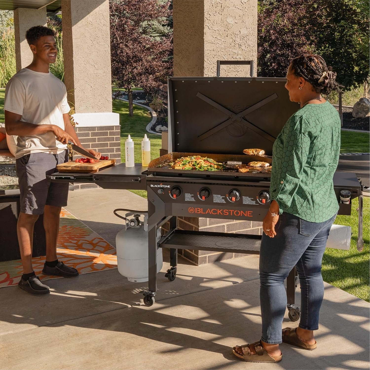 Blackstone 2310 Iron-Forged 36��� Omnivore Griddle �C Premium Powder-Coated Steel with Reinforced Hood, Black Finish