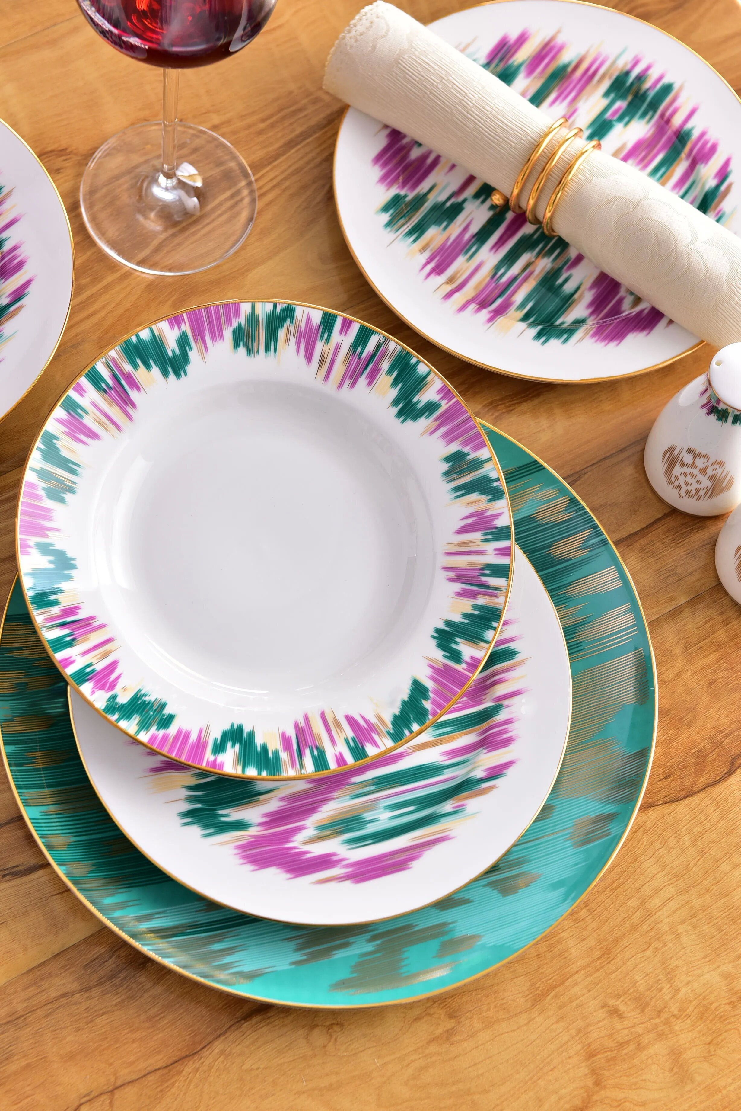 Western Ceramic 58-Piece Dinnerware Set  C Includes Coffee Set, Plates, Bowls, and More