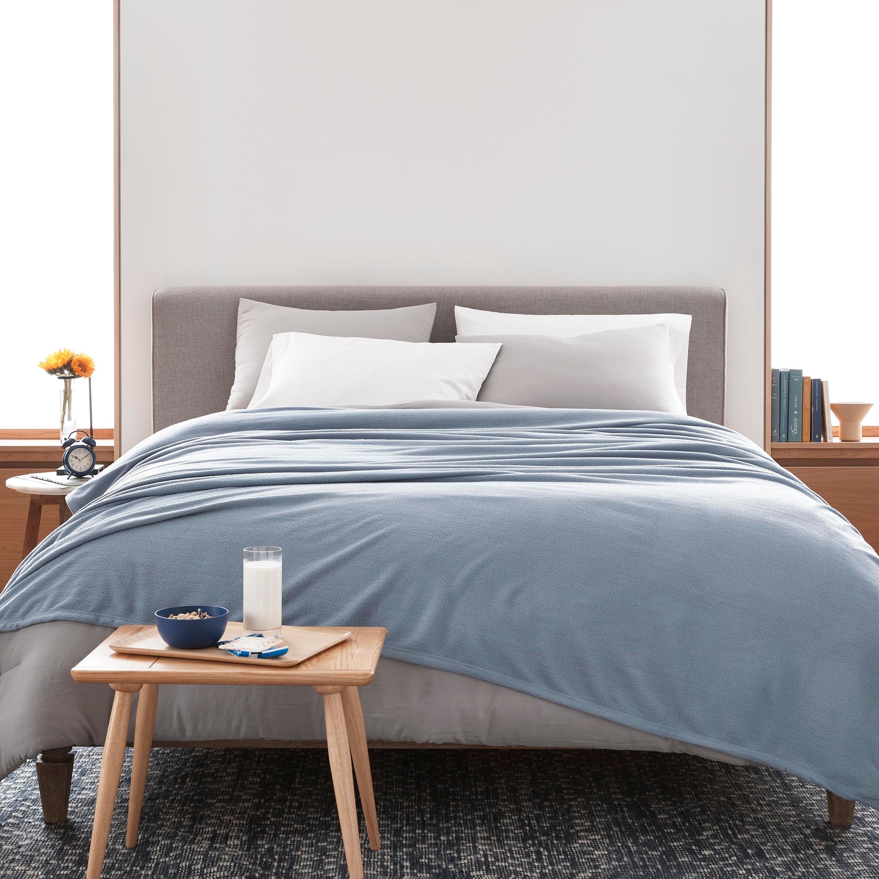 Martex Super Soft Fleece - Comfy Lightweight All Season Blanket