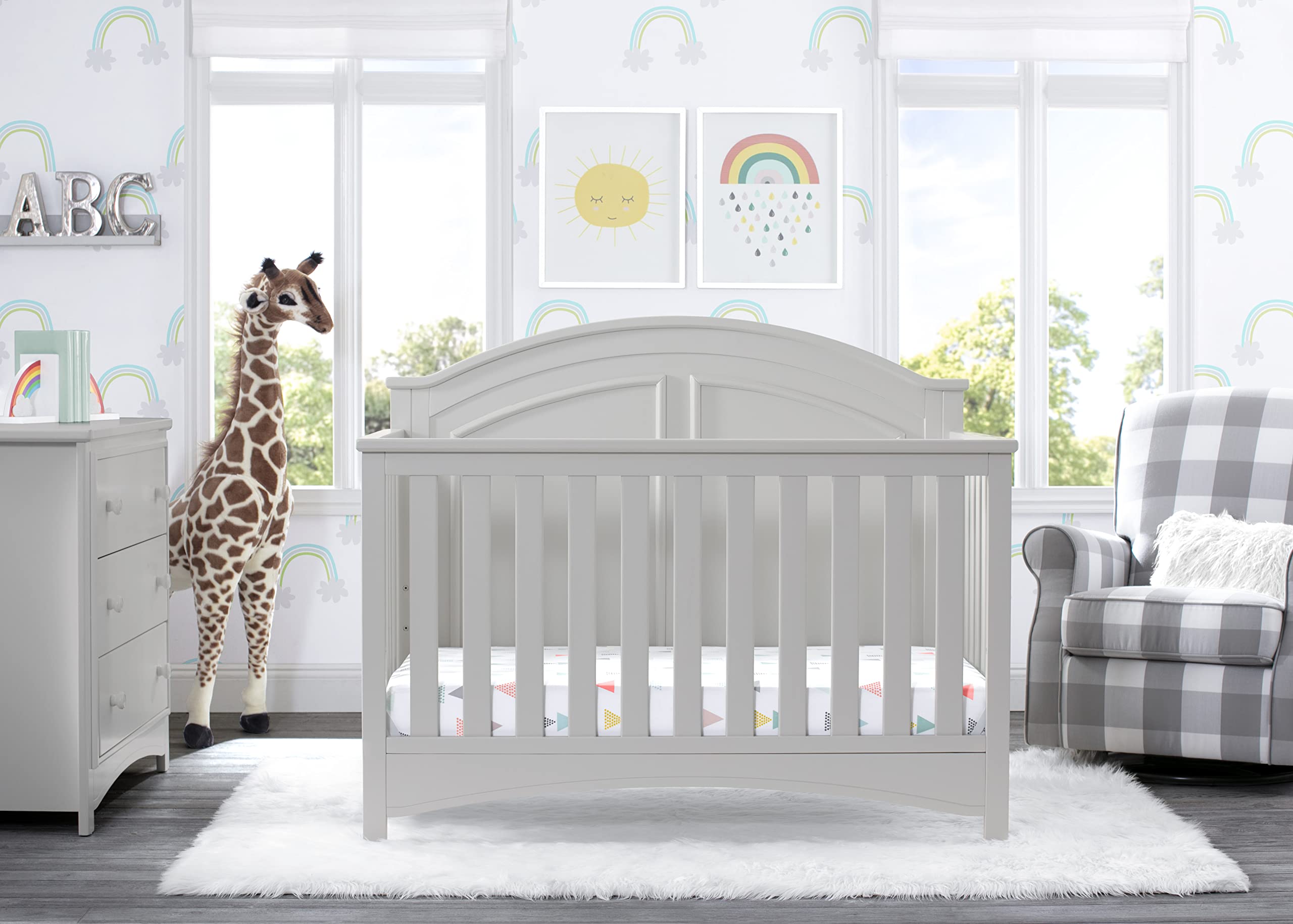 Delta Children Perry Convertible Crib