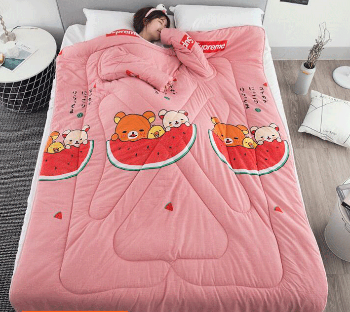 PoufitTM Cozy Quilt with Sleeves, Warm Microfiber Blanket, Back Zipper, Hypoallergenic, 1.2  1.6m, Polyester/Cotton