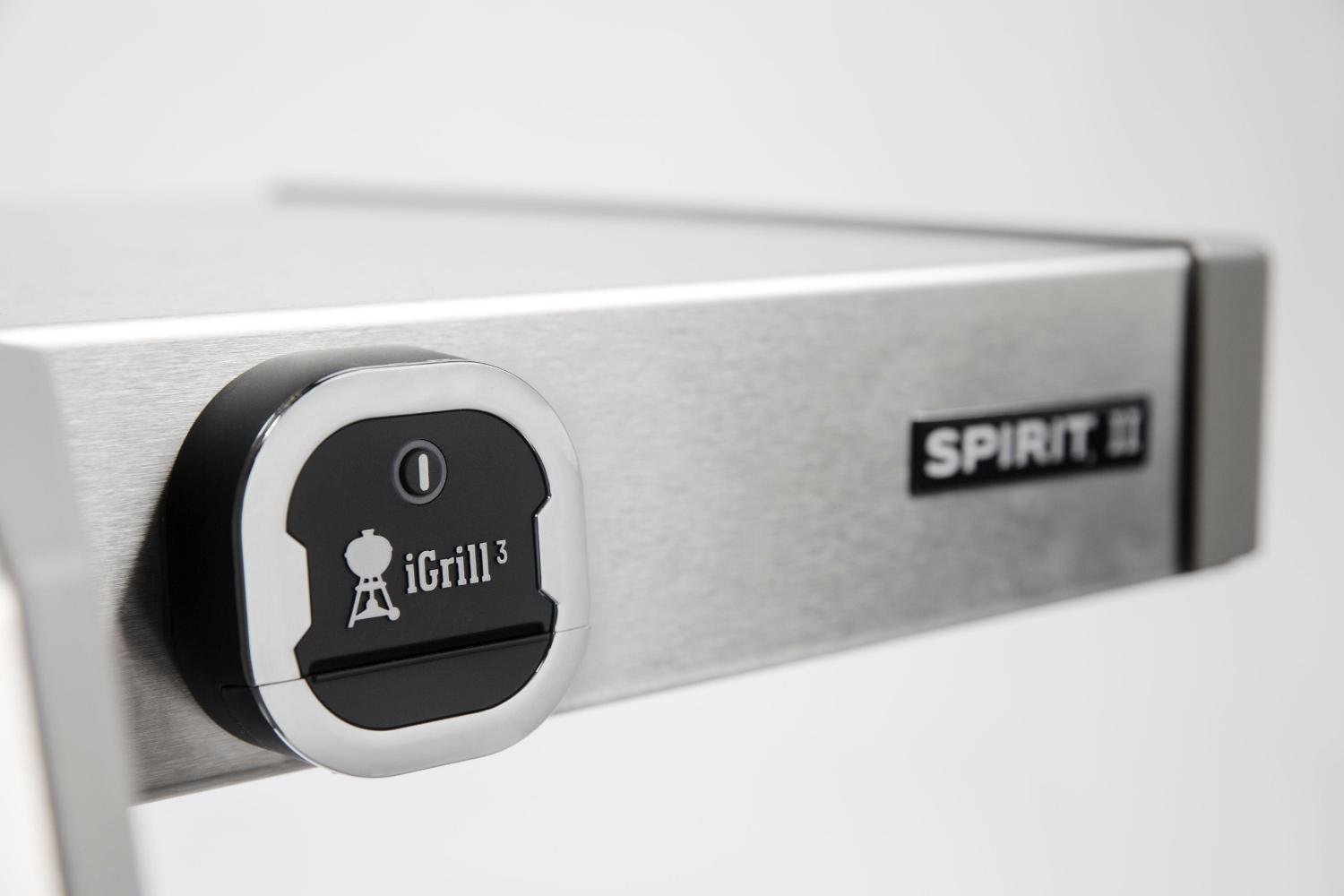 210 Propane Gas Grill, Ivory �C 450 sq. in. Cooking Area, GS4 System, Stainless Steel Burners, Porcelain-enameled Grates