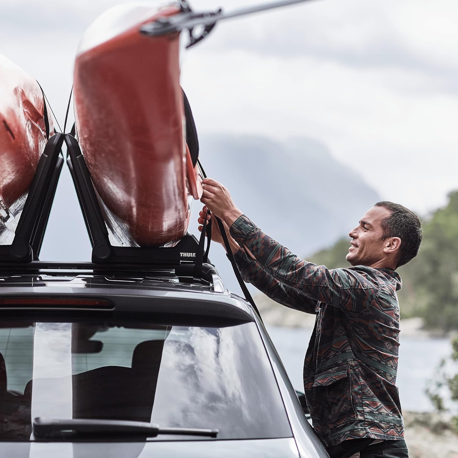 Thule Hull-A-Port Aero Kayak & SUP Carrier, Foldable, Anti-Theft, Rubber Padding, 75lb Capacity, Black