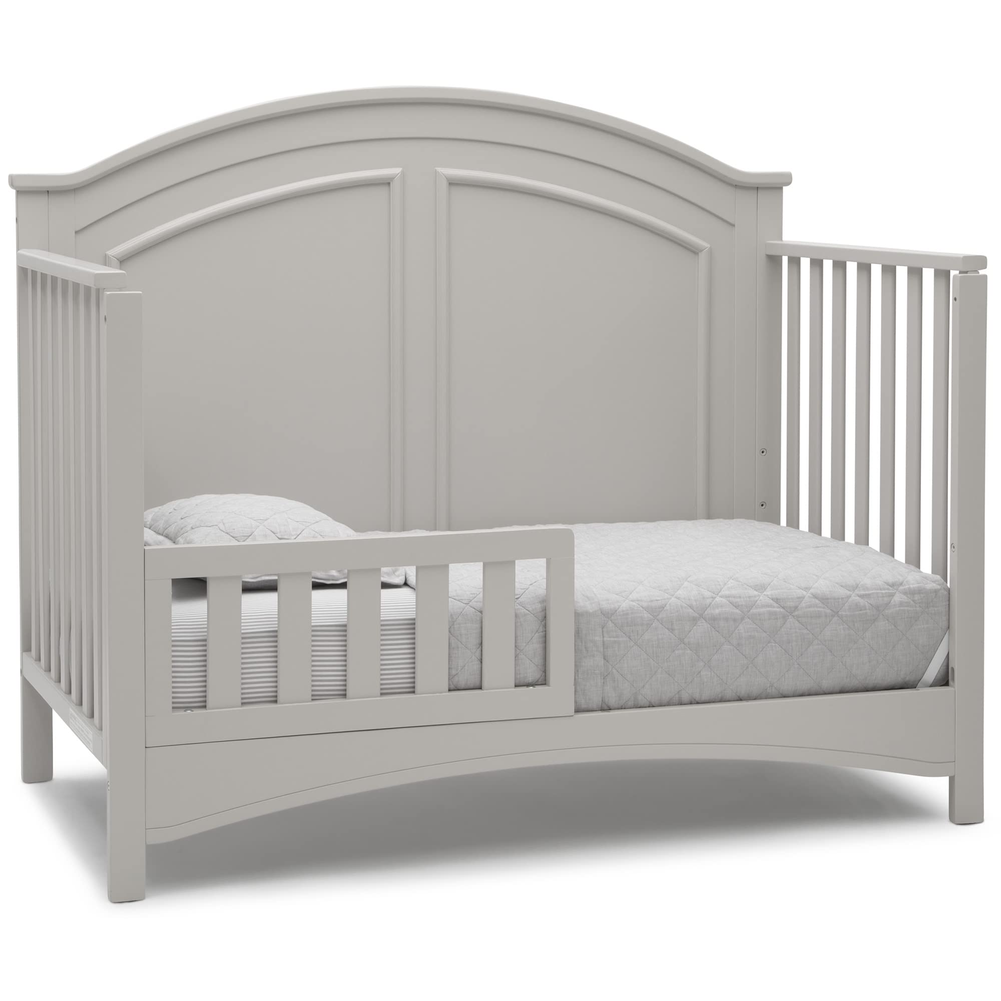 Delta Children Perry Convertible Crib