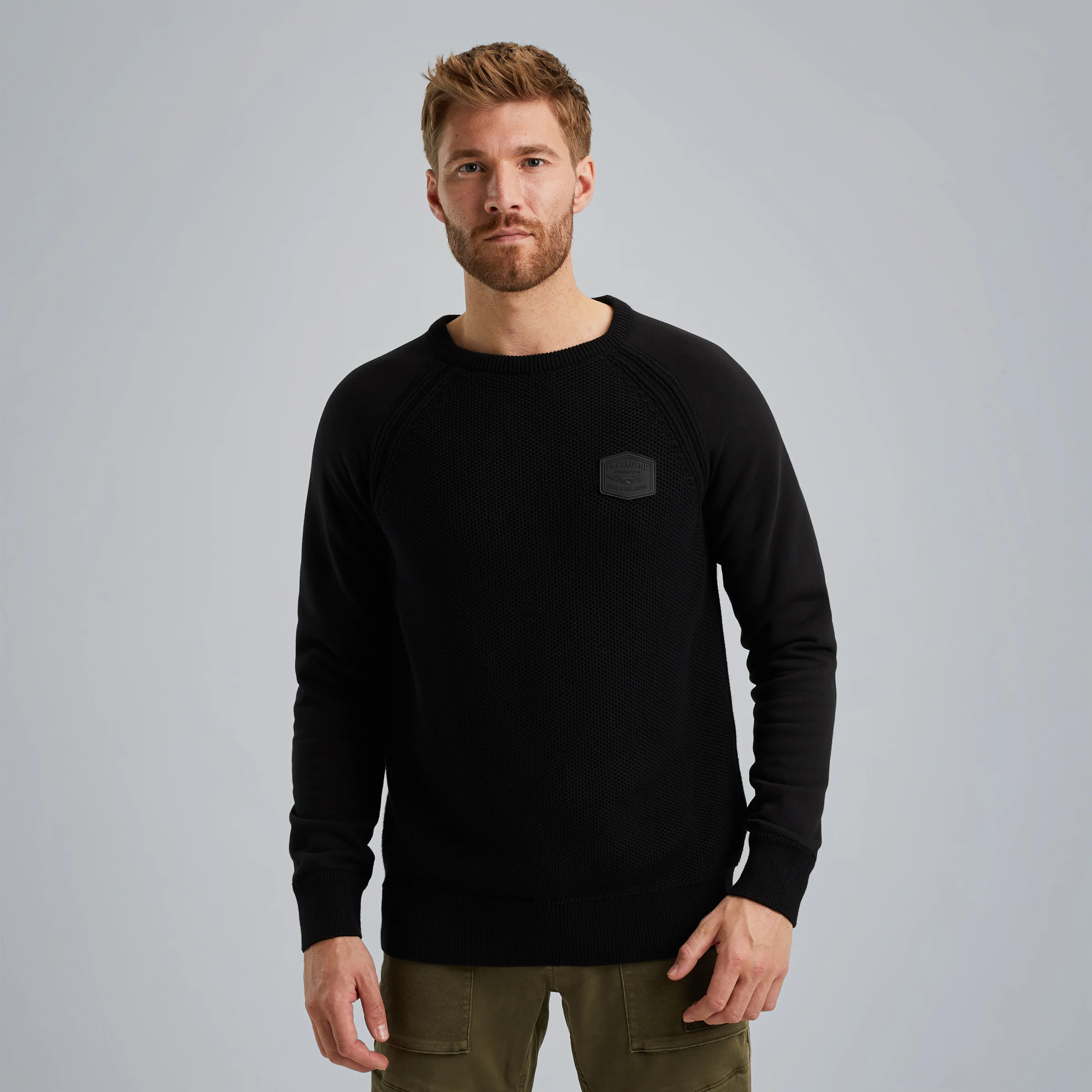 Pullover in a material mix Black