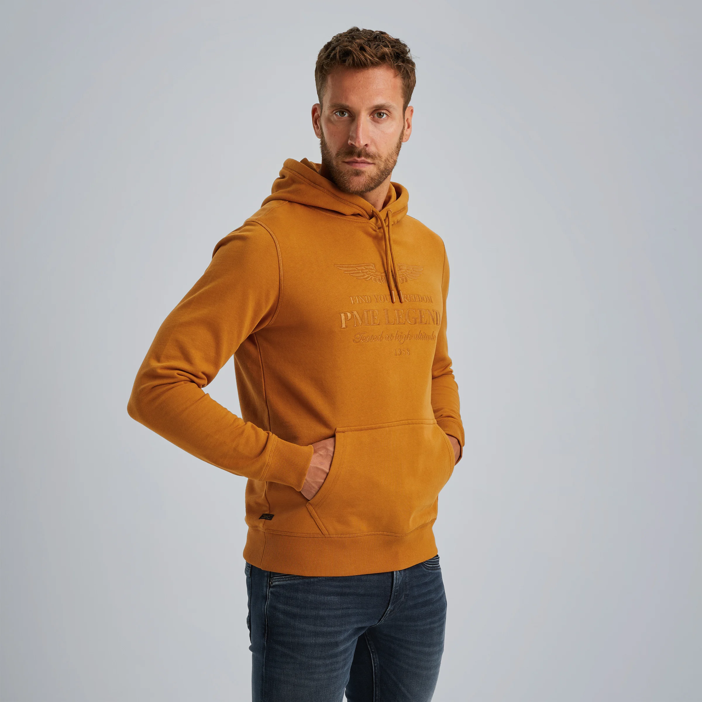 Hoodie with artwork Brown