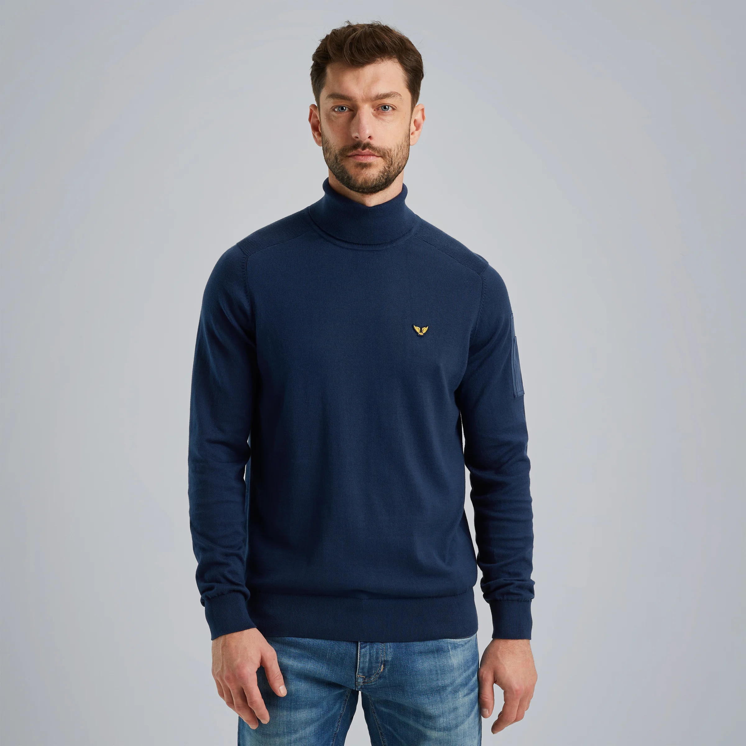 Pullover with stand-up collar Blue