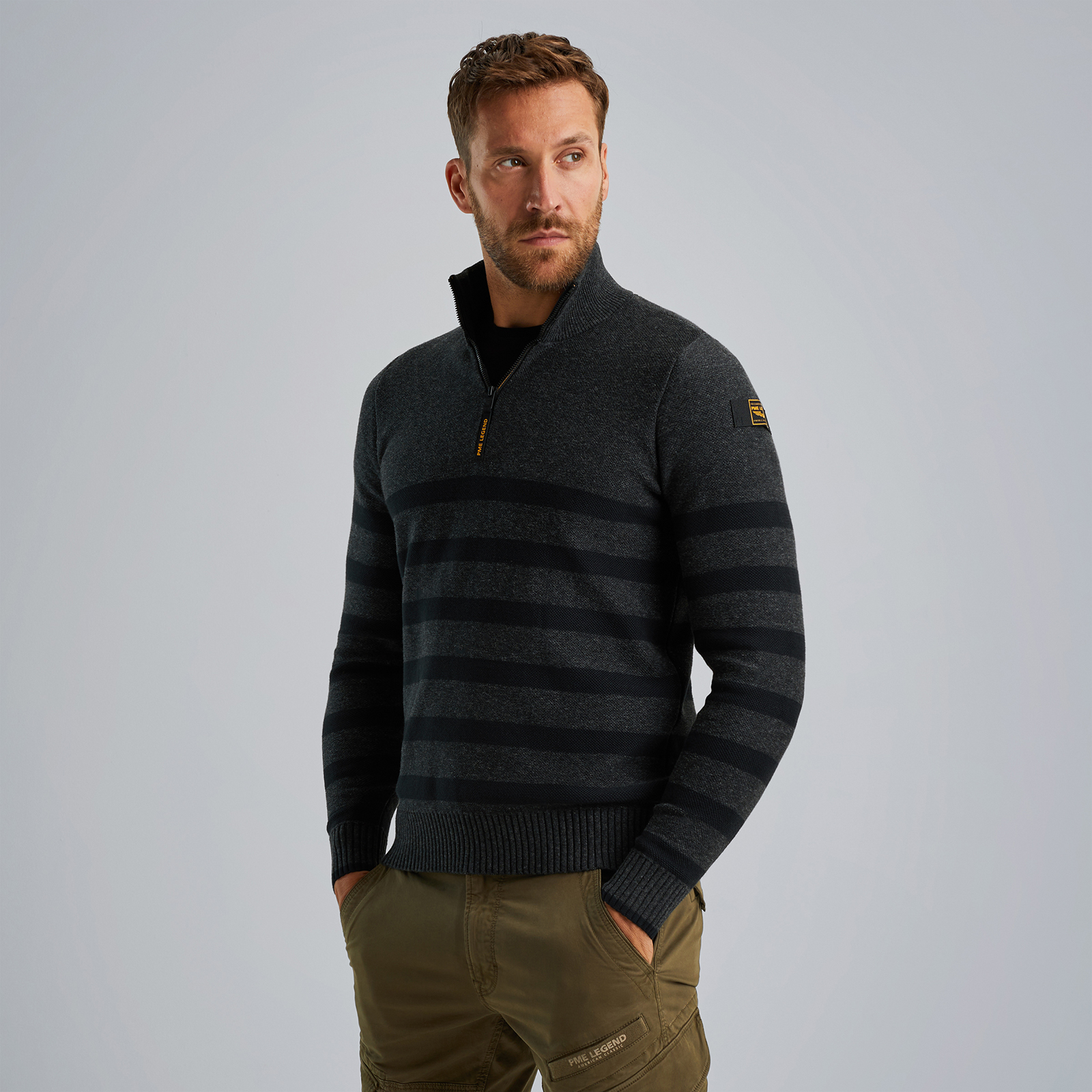 Pullover with half zipper Grey