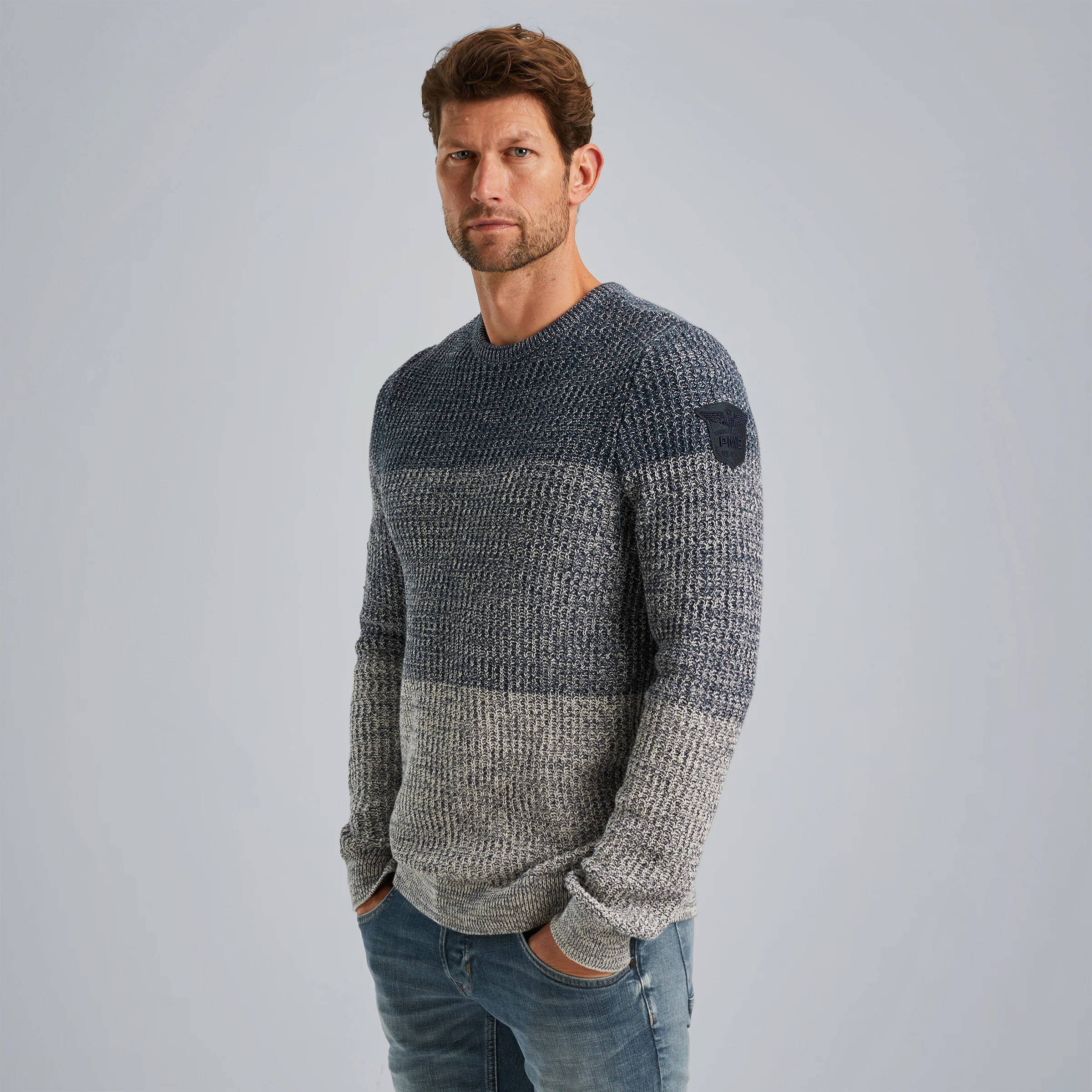 Pullover with color gradient Blue