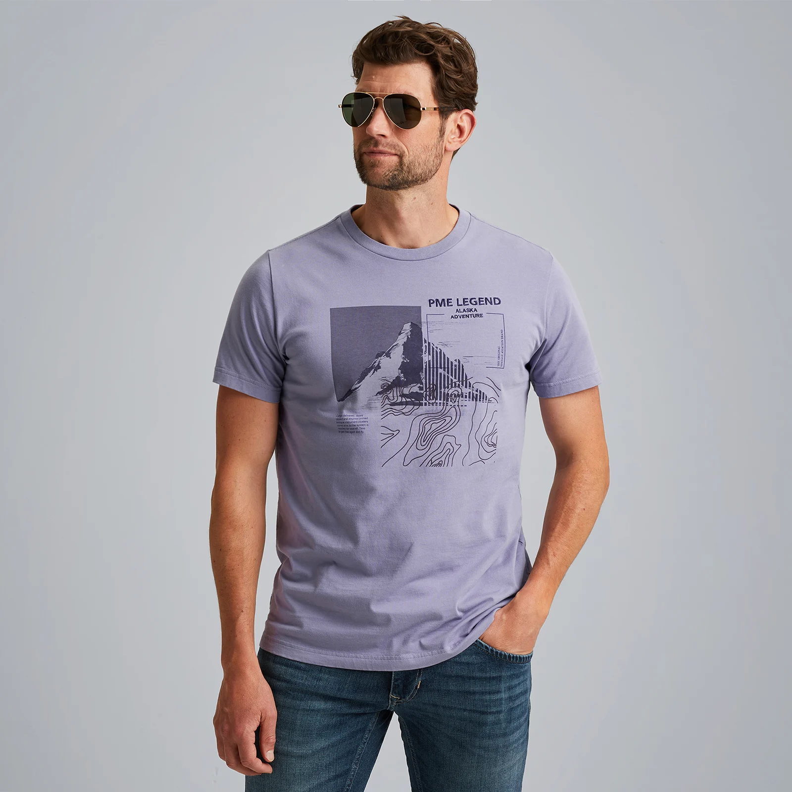 T-shirt with artwork Purple