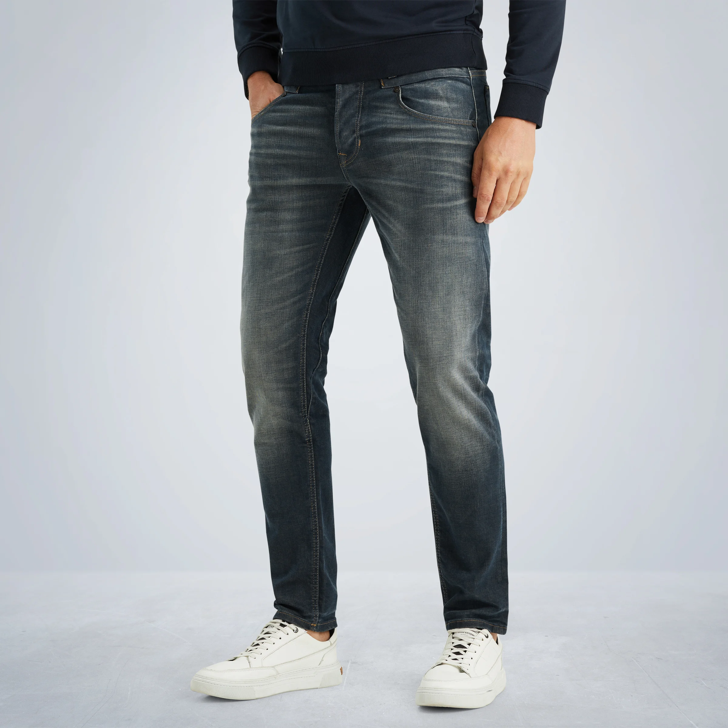 Carior tapered fit jeans Blue