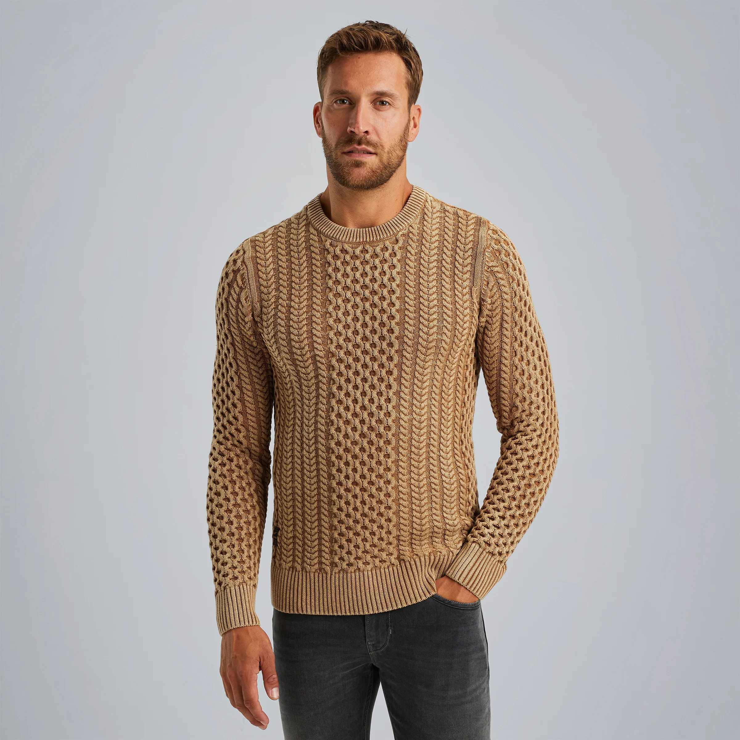 Pullover with cable pattern Brown