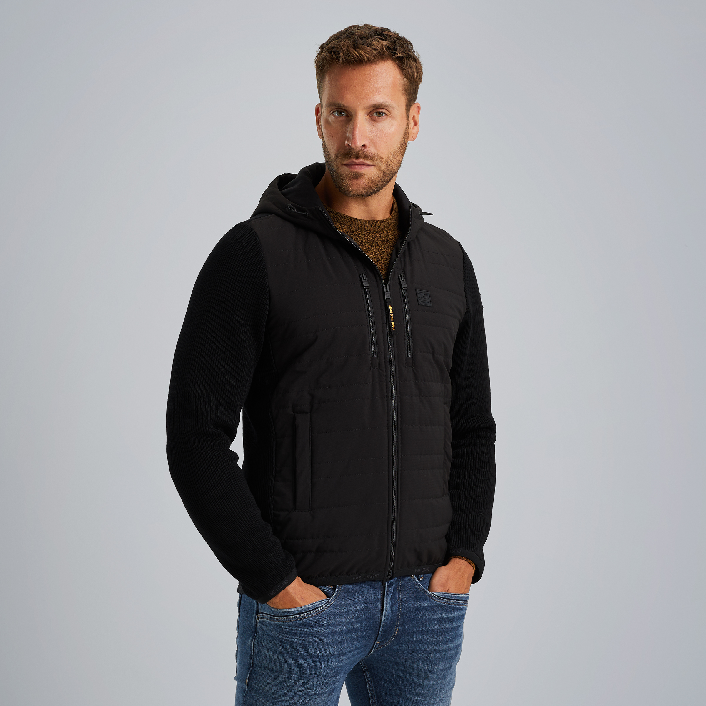 Hybrid jacket in a material mix Black