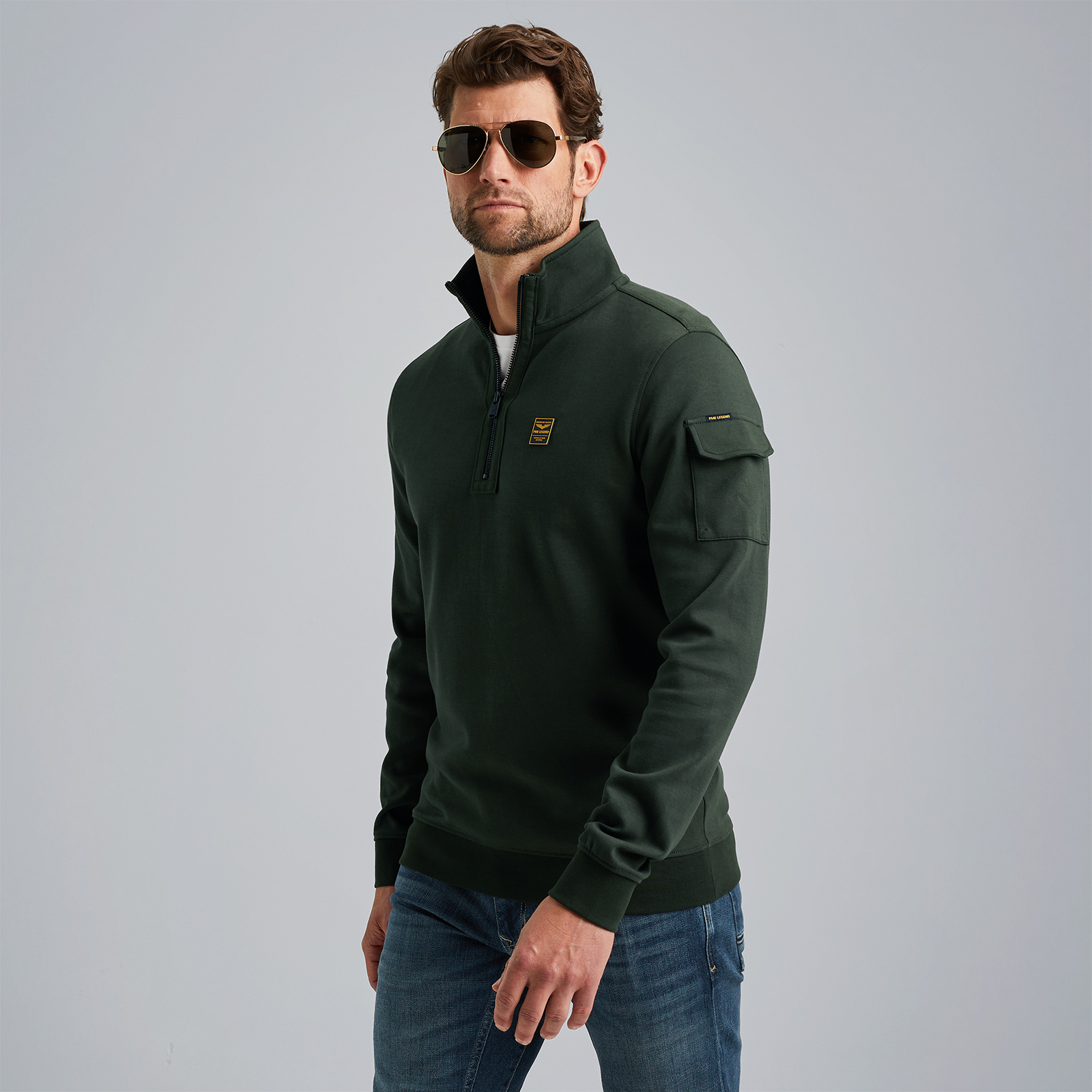 Pullover with half zipper Green