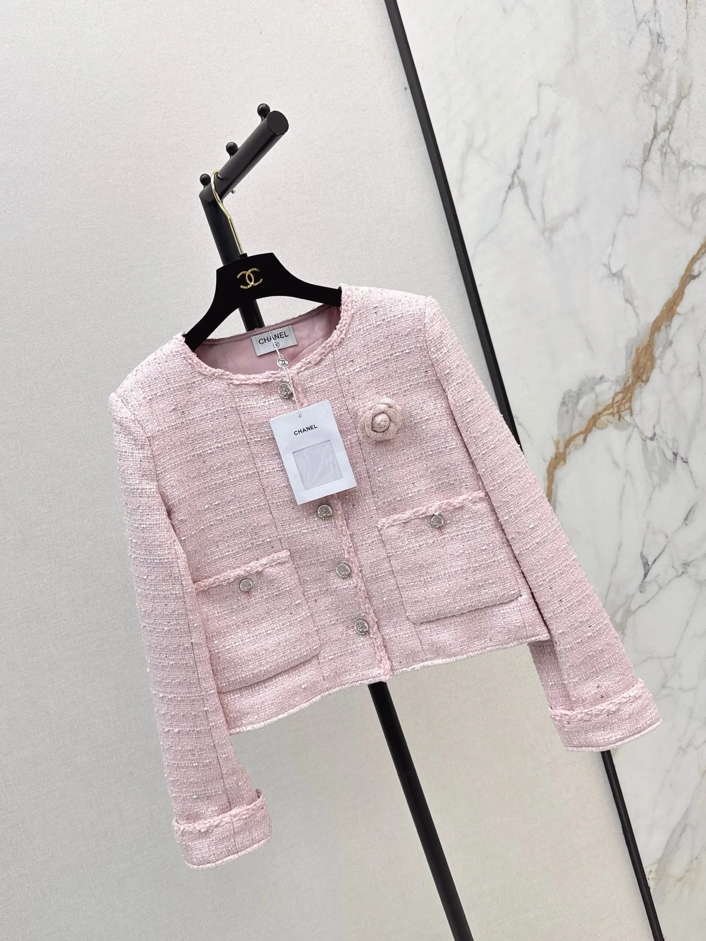 25 Girly pink short woven jacket