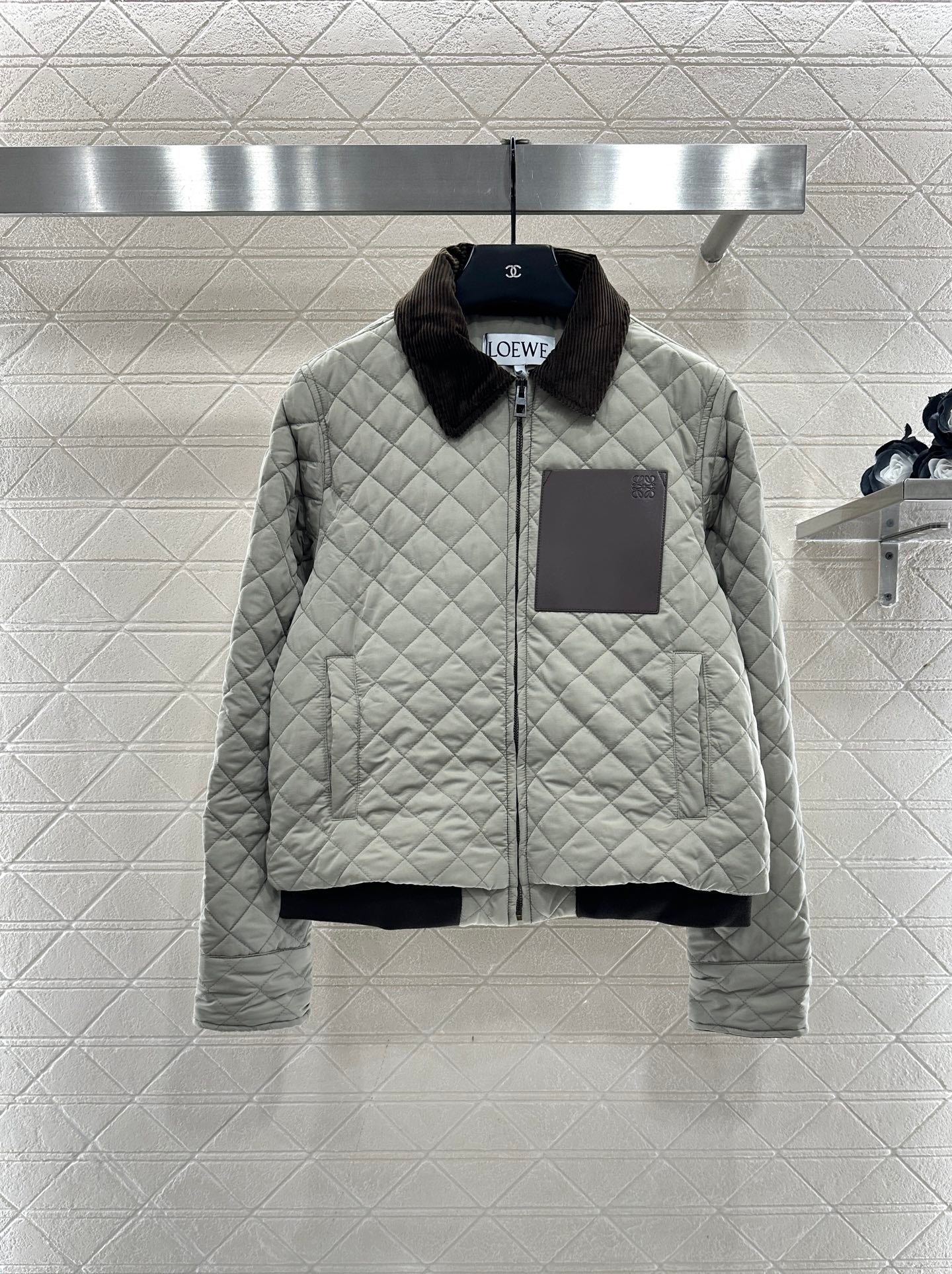 Corduroy collar diamond patterned cotton jacket