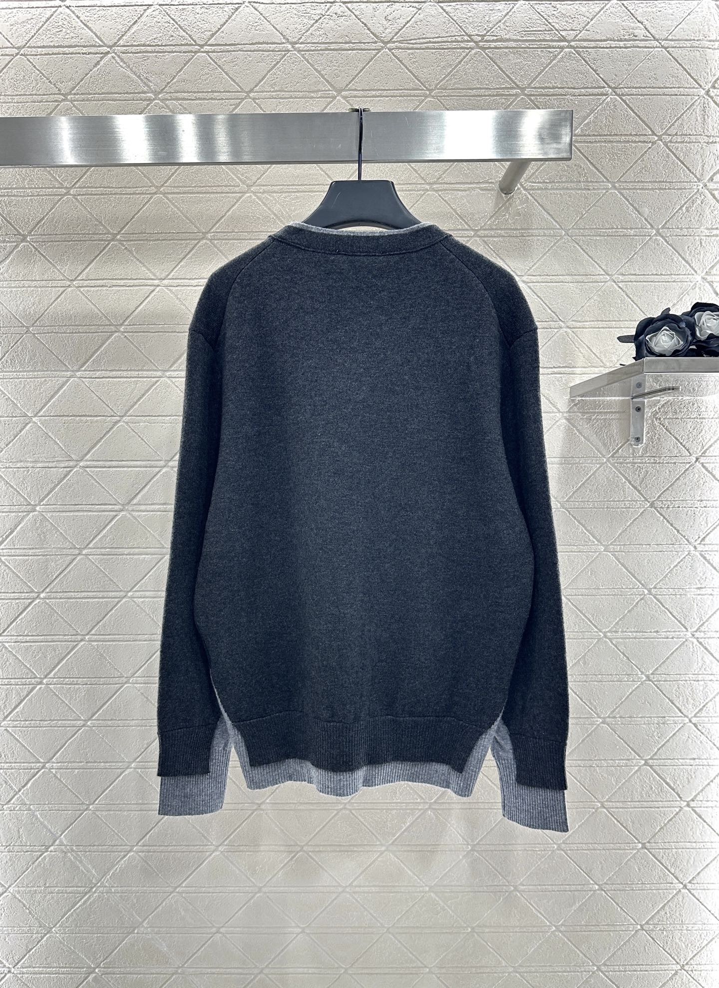 25fw Two contrasting fake cardigans