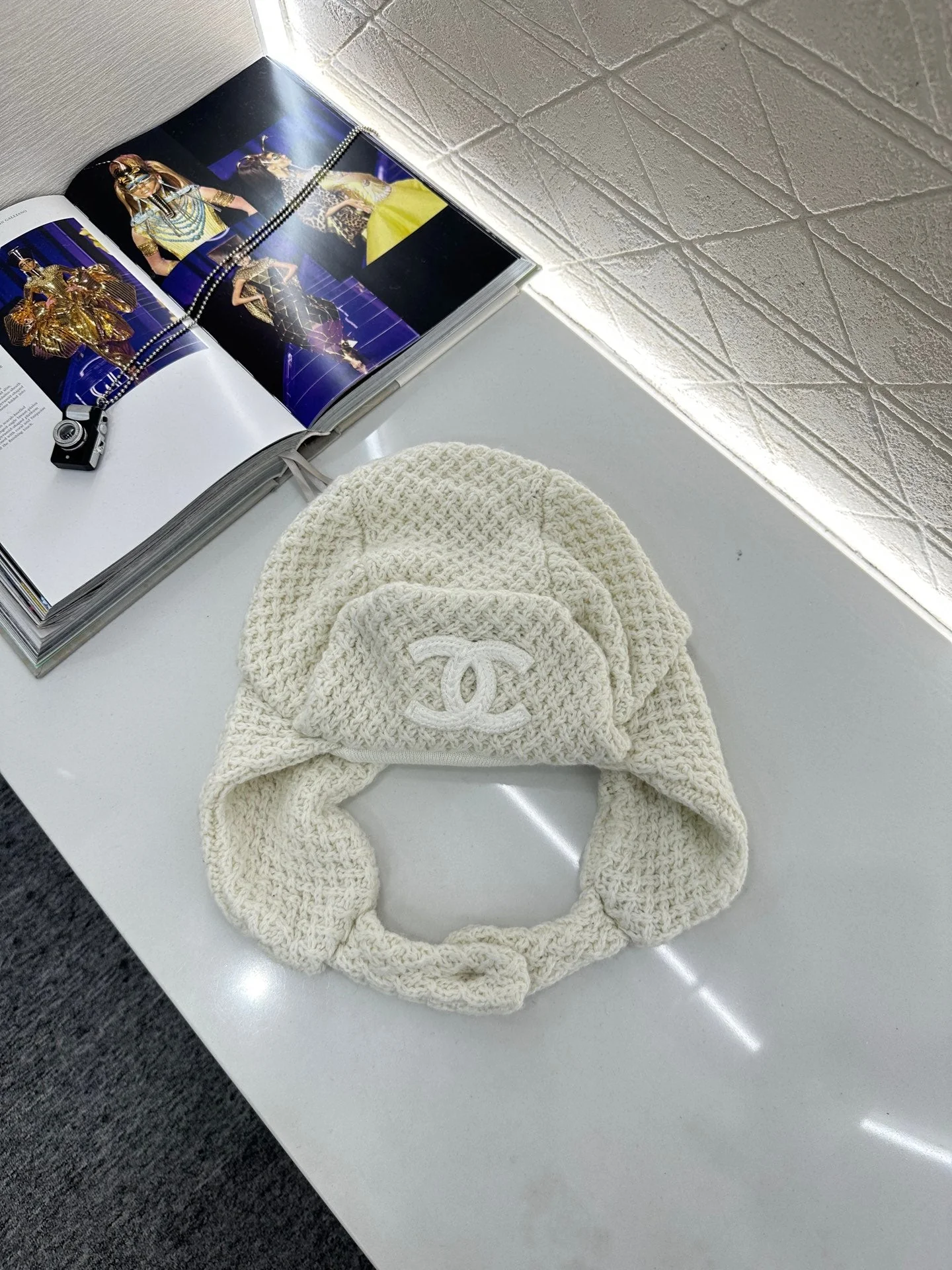 Cashmere buckle skiing knitted hat