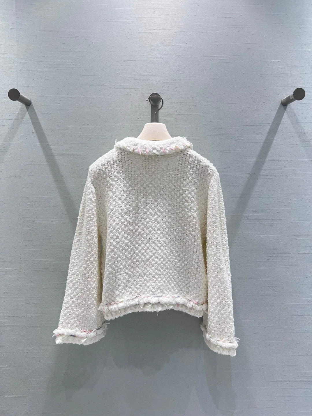 Tweed -inspired short jacket