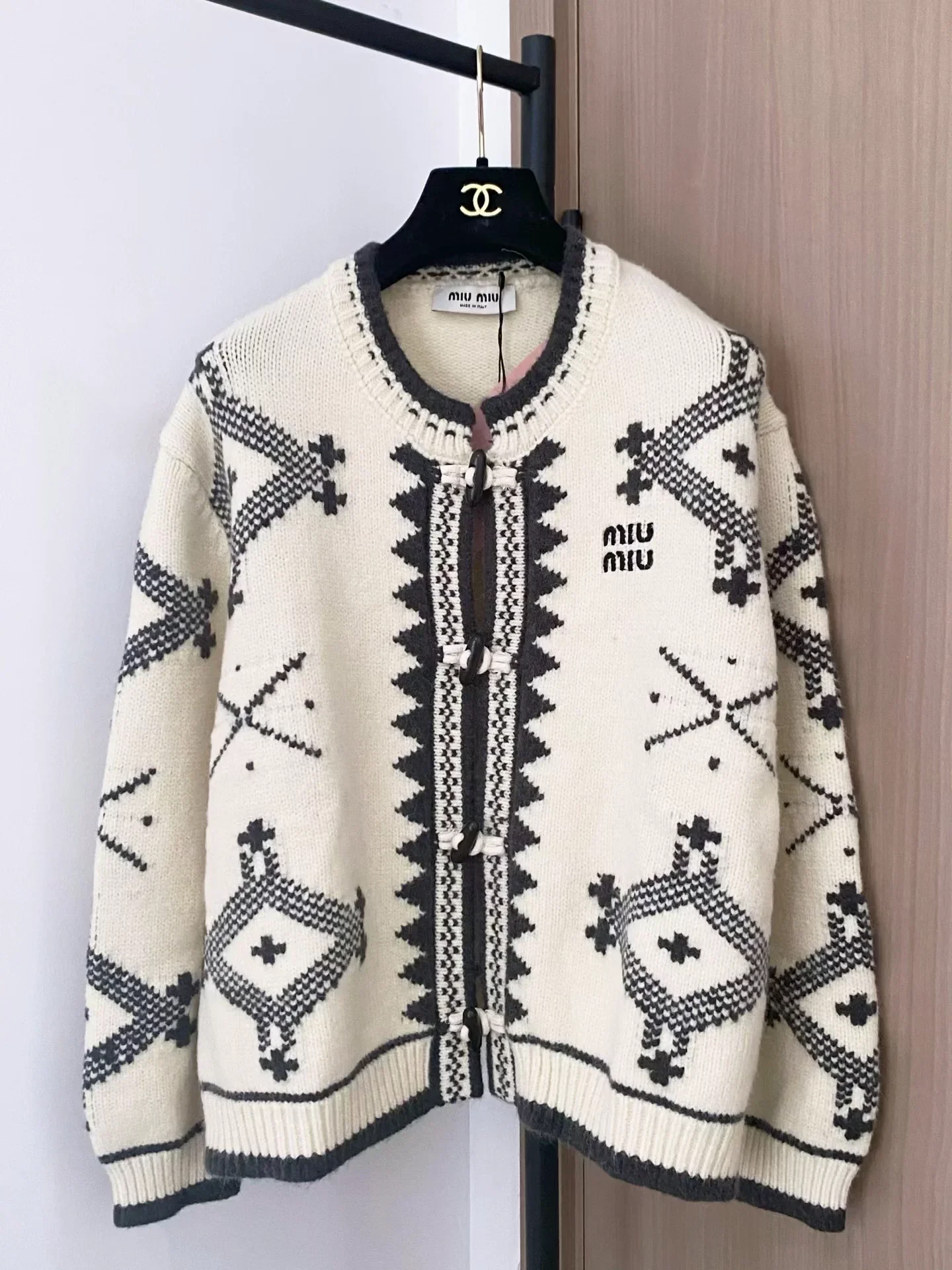 25fw Two-color cardigan