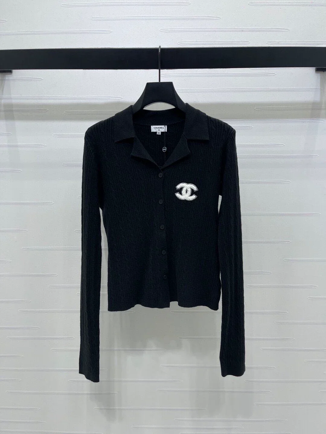 Vertical pit stripe lapel cardigan