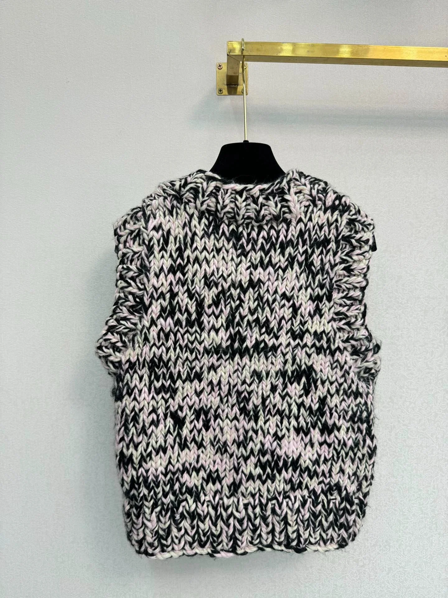 Five pointed star knitted vest