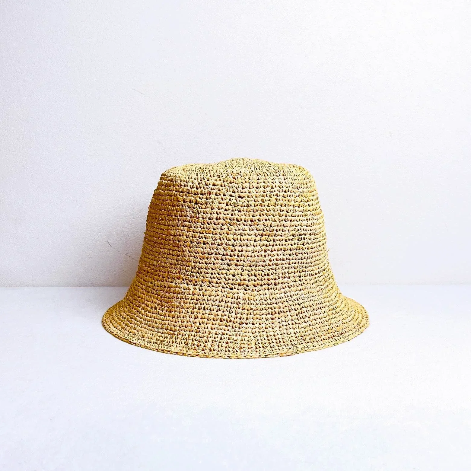 Weaving straw hat