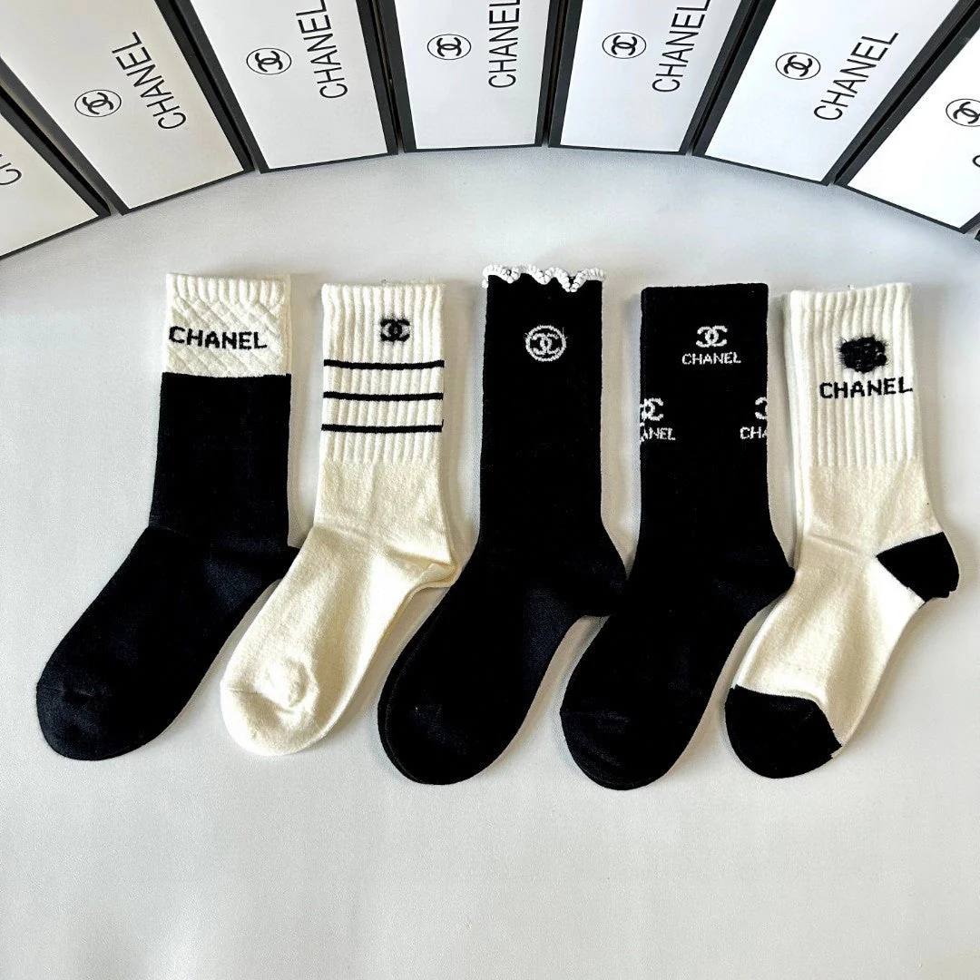 New cashmere socks