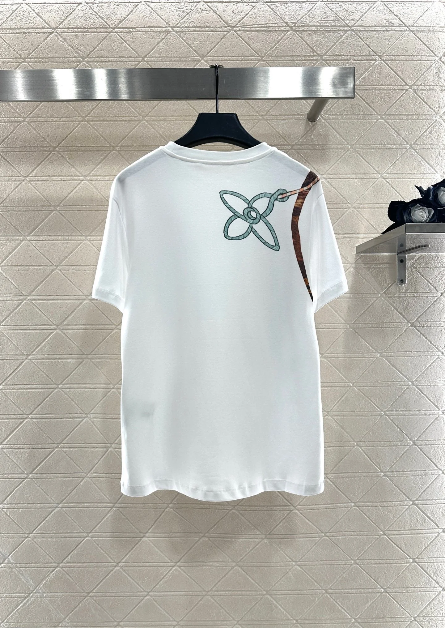 Chain round neck printed T-shirt