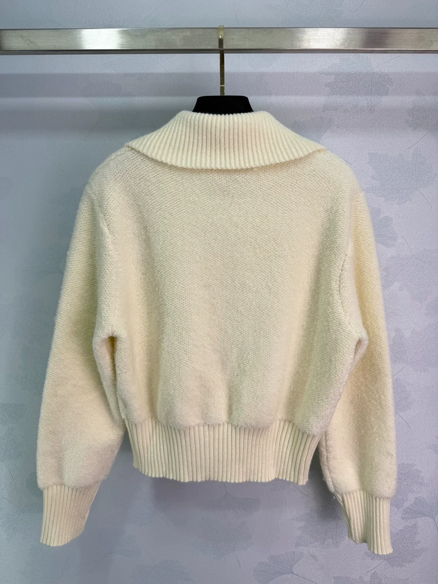 Xiaoxiangfeng Knitted Cardigan