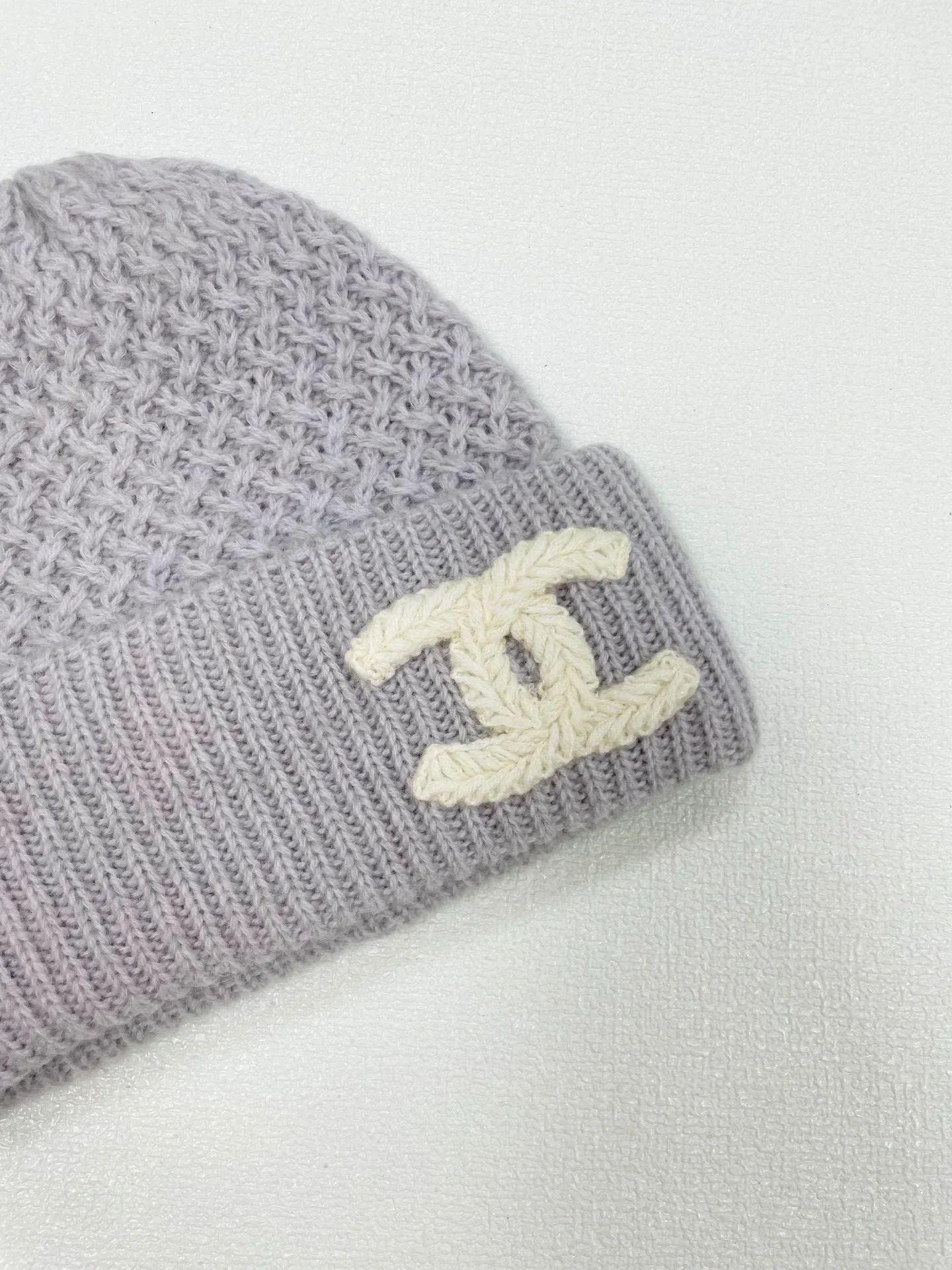 C logo knitted cold hat