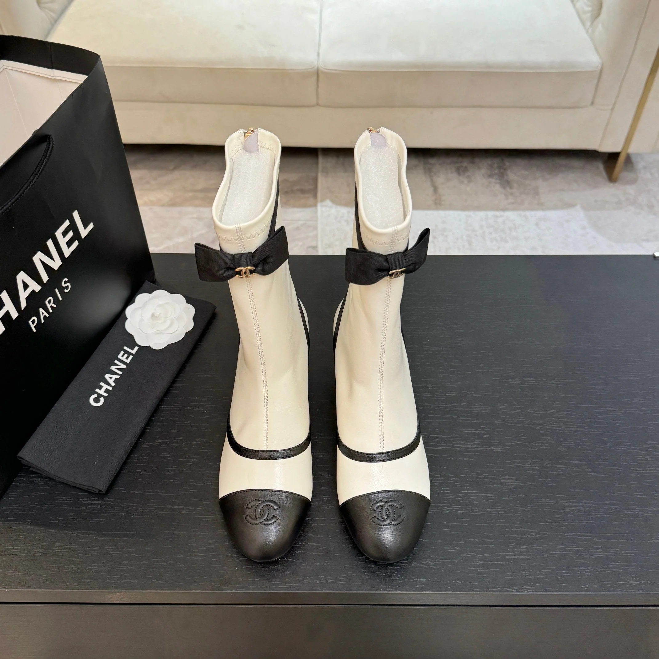 25 new butterfly bow short boots