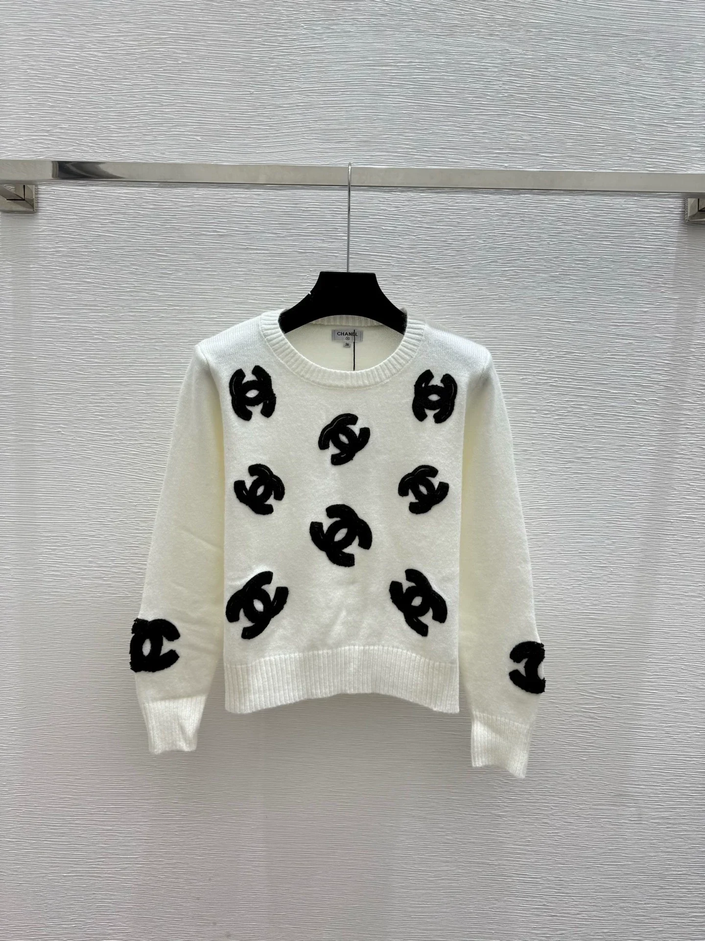 Towel embroidered logo sweater