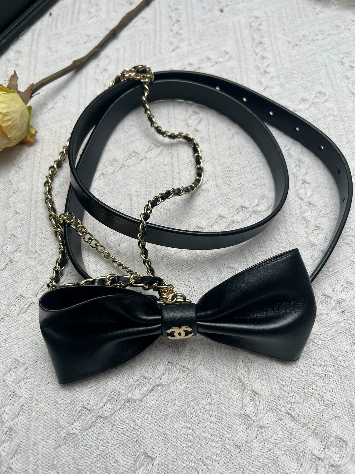 C Sheepskin Waist Chain