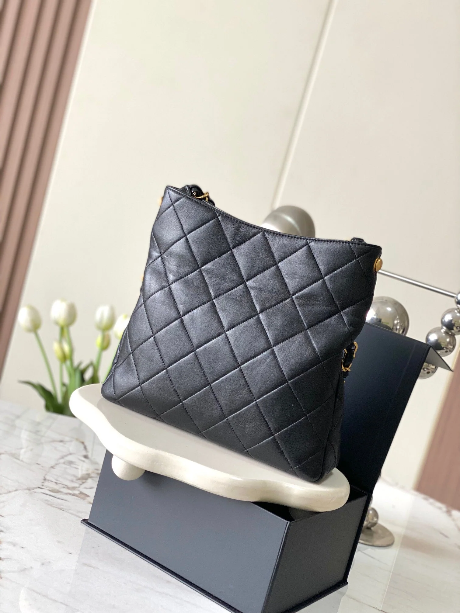 24 Folding hobo underarm bag