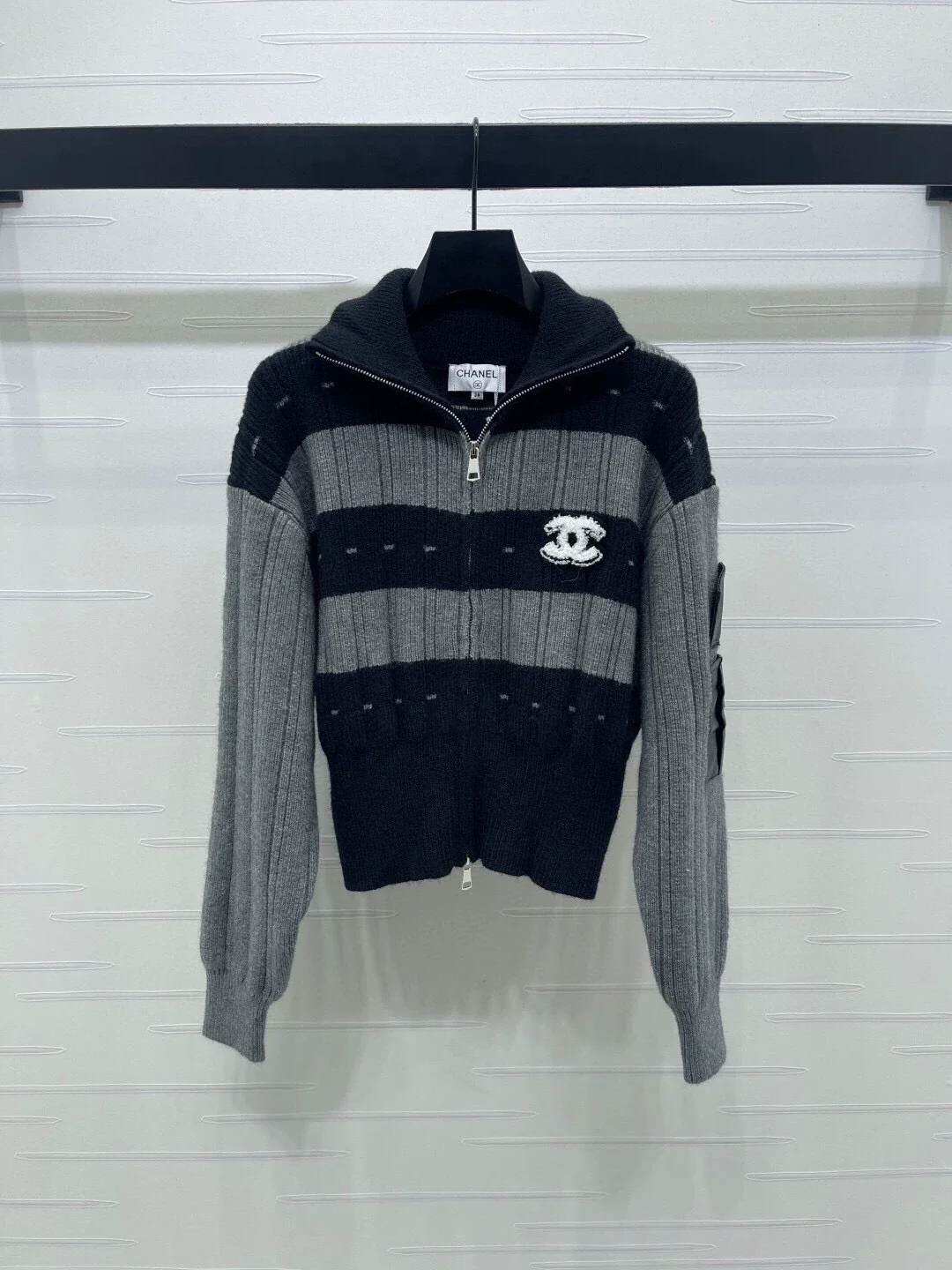 Stand up collar double zipper knitted cardigan