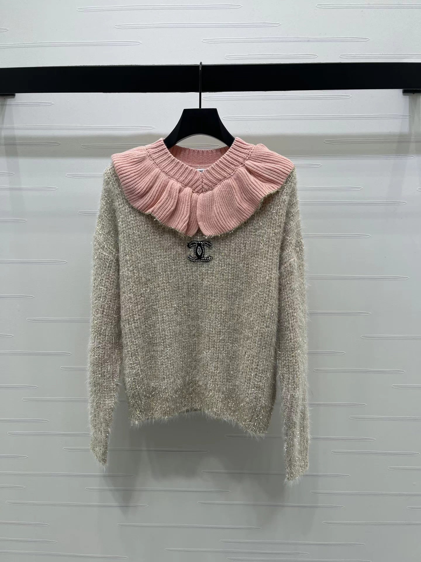 Ye Lingliang Silk Sweater