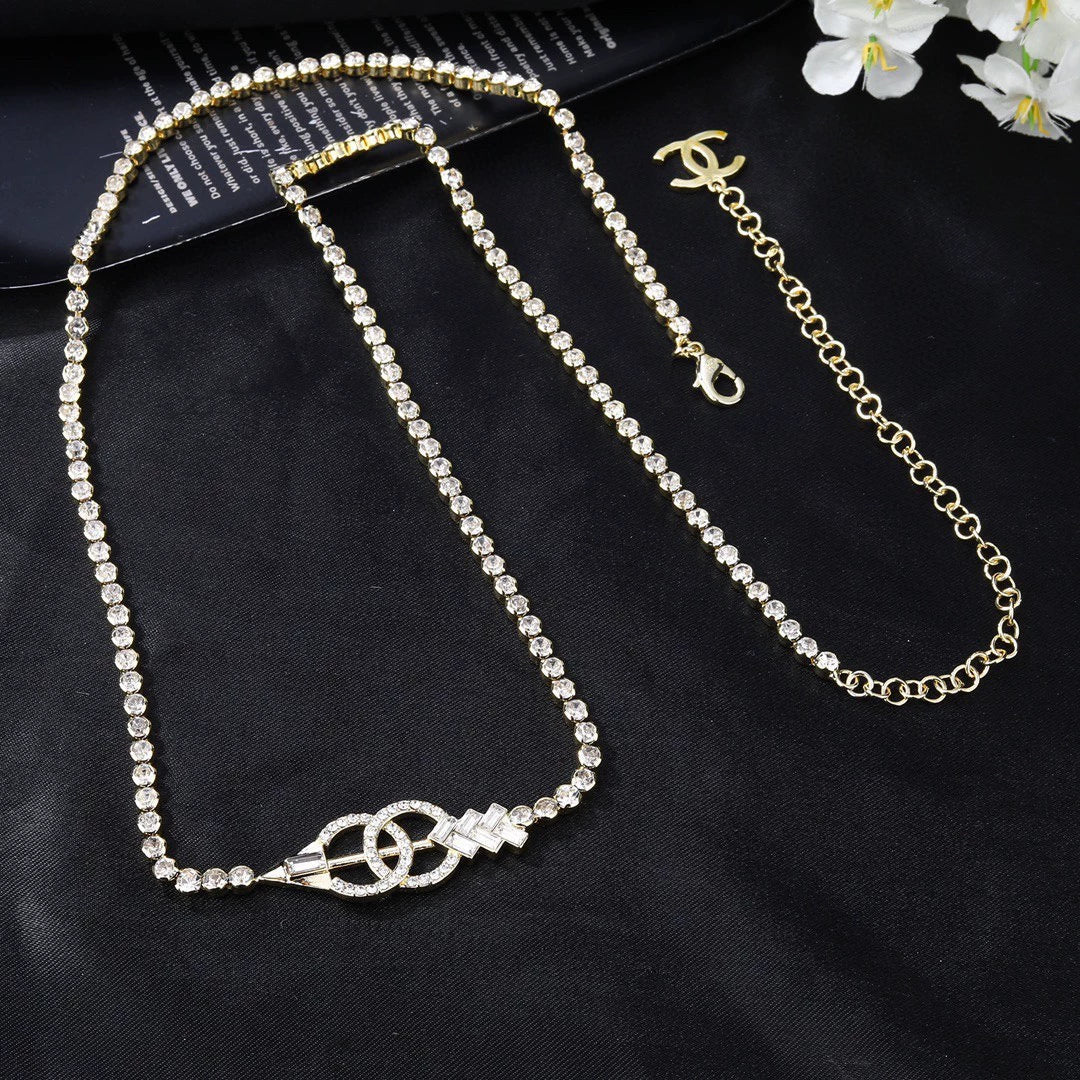Double C bow and arrow waist chain
