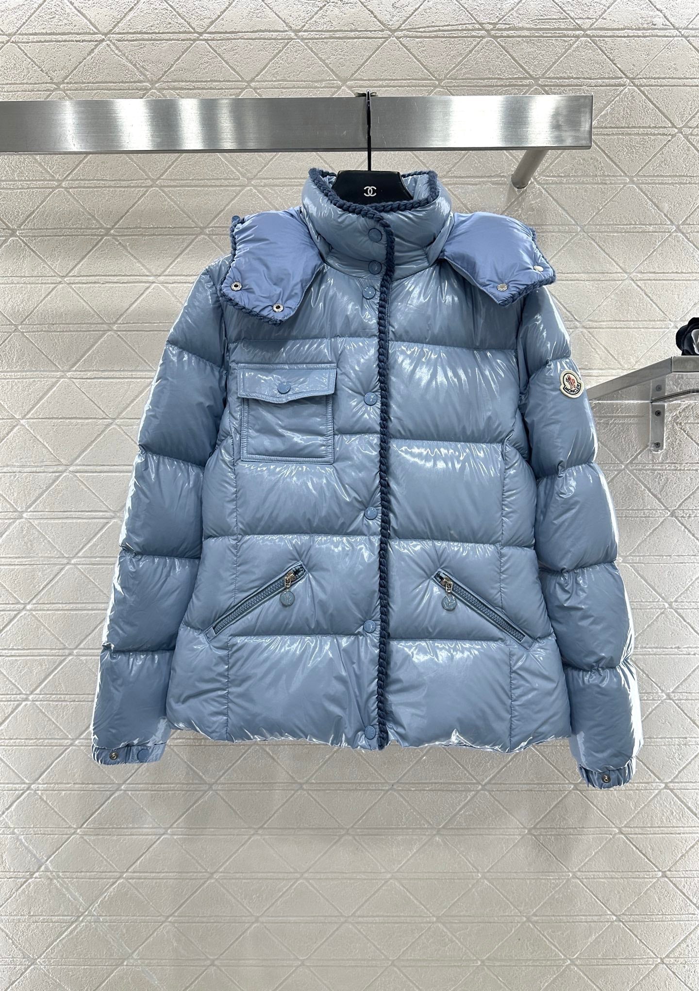 Hooded detachable down jacket