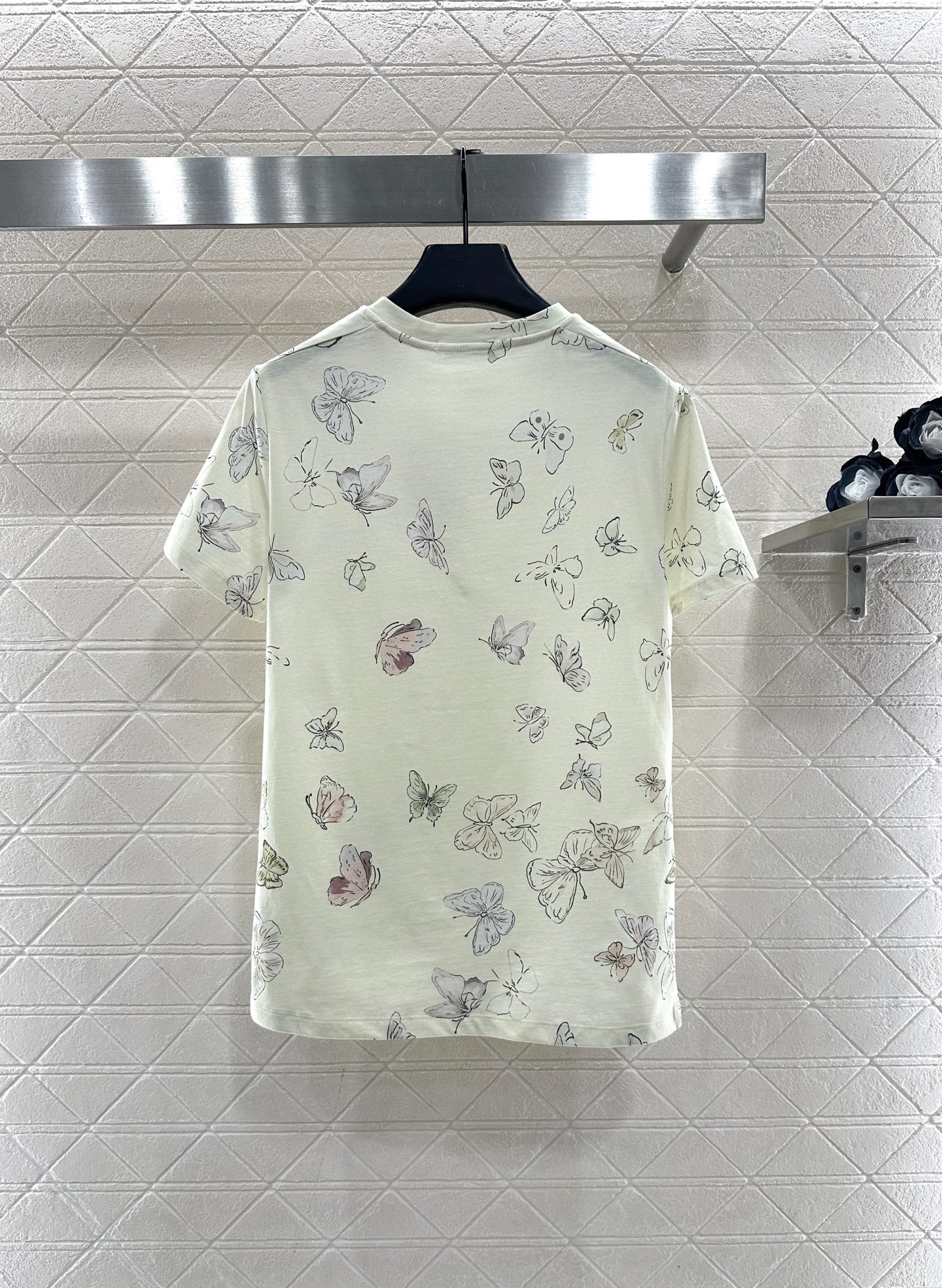 Round neck print 𝑇𝑒𝑒