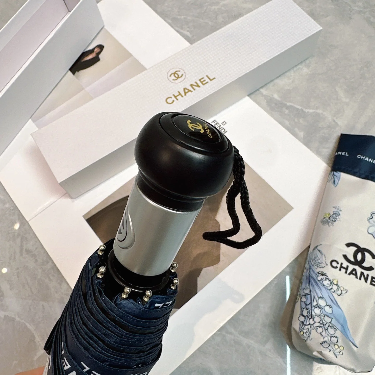 25ss new fully automatic folding umbrella