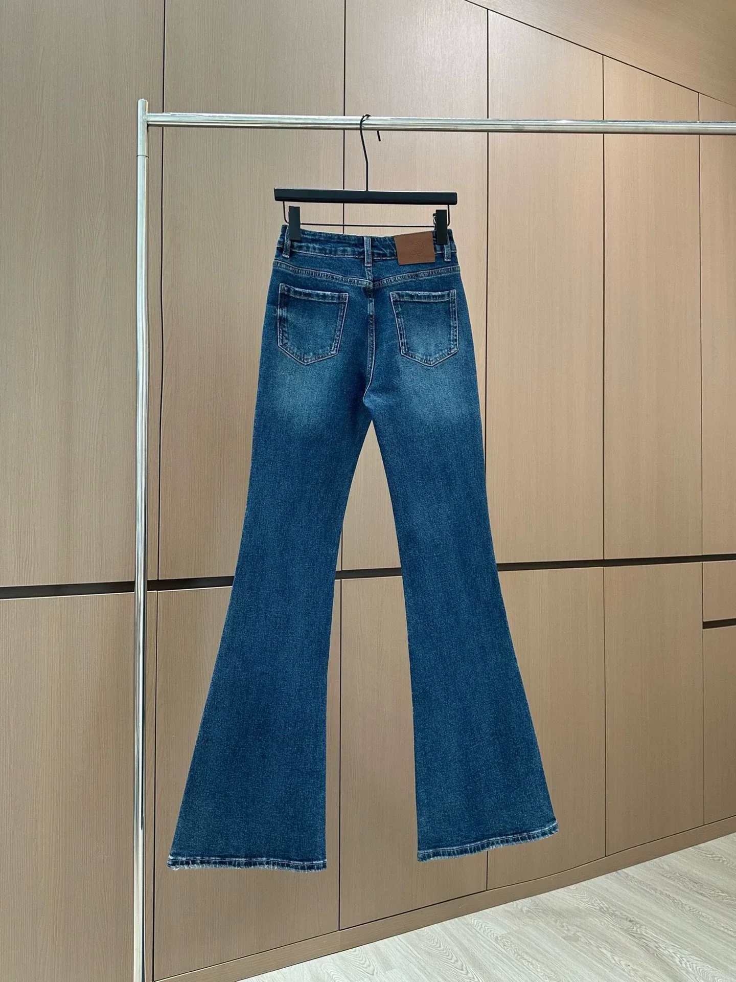 25fw flared jeans