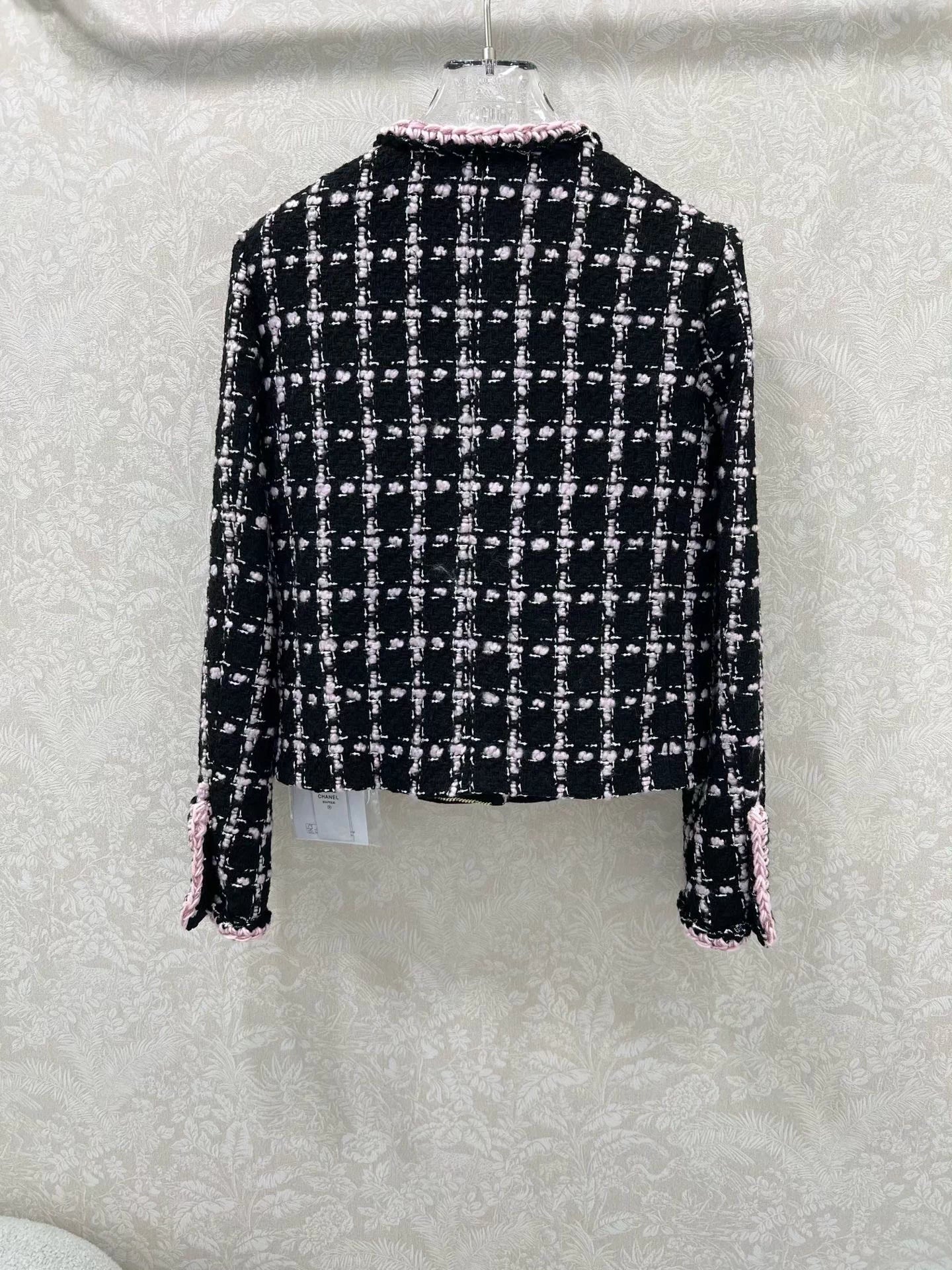 Knitted dress with tied edges, short jacket